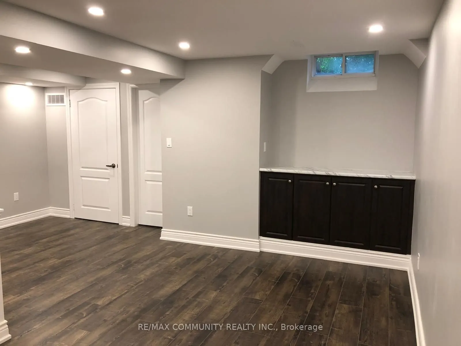 3837 Coachman Circle