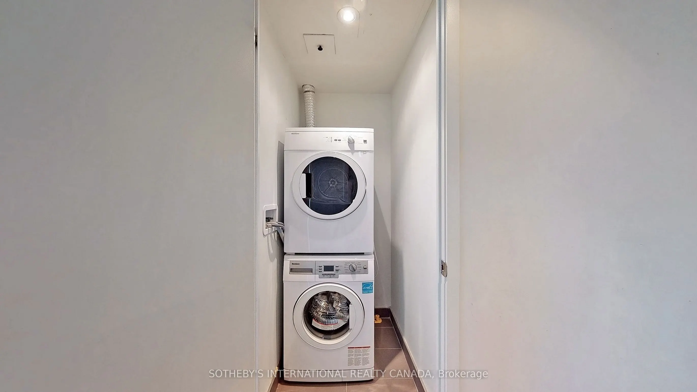 383 Sorauren Avenue, #12