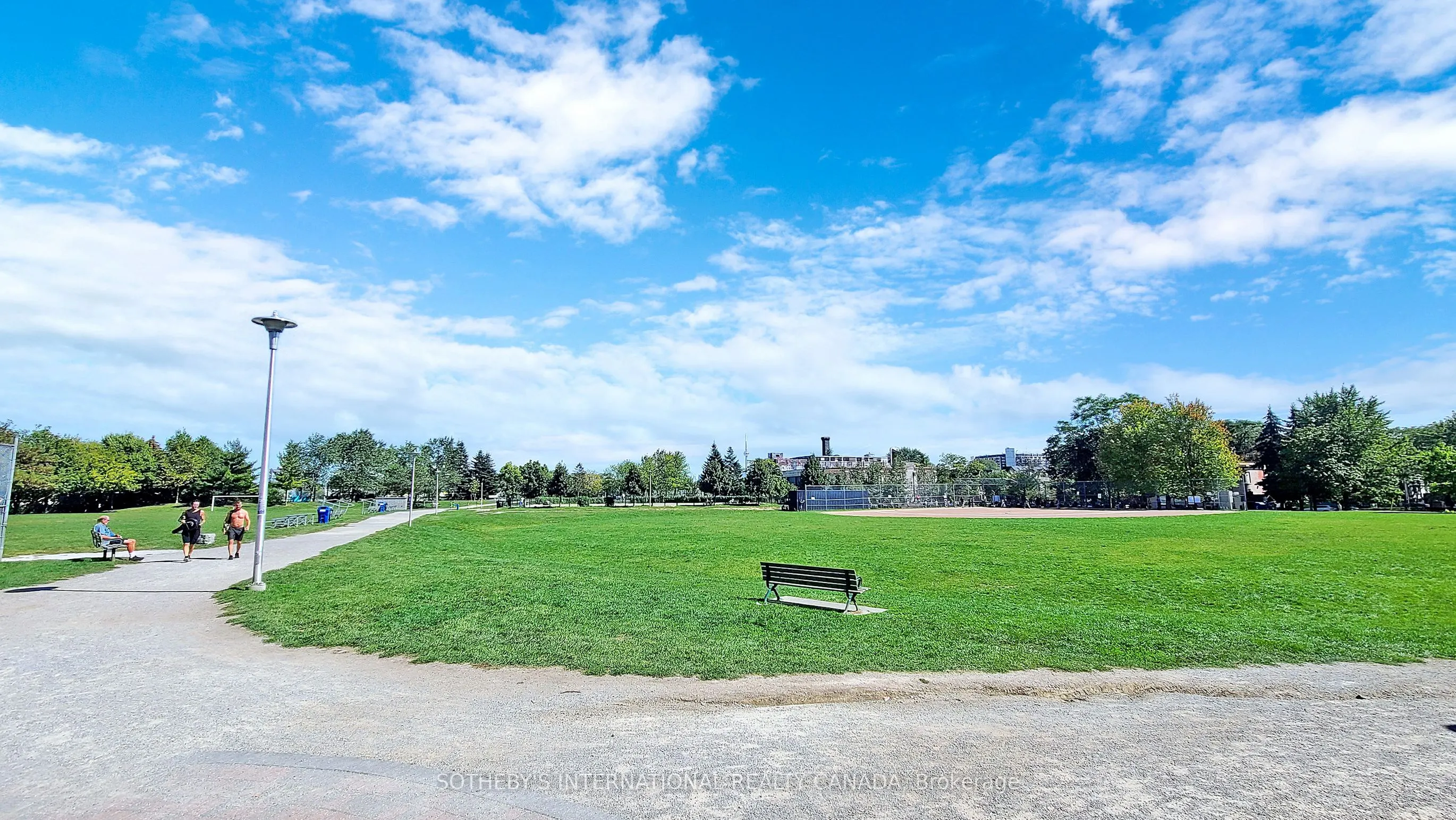 383 Sorauren Avenue, #12