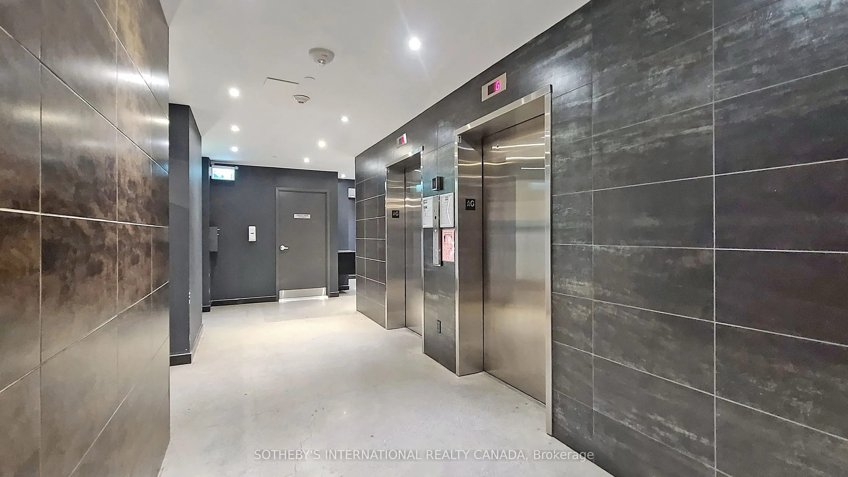 383 Sorauren Avenue, #12
