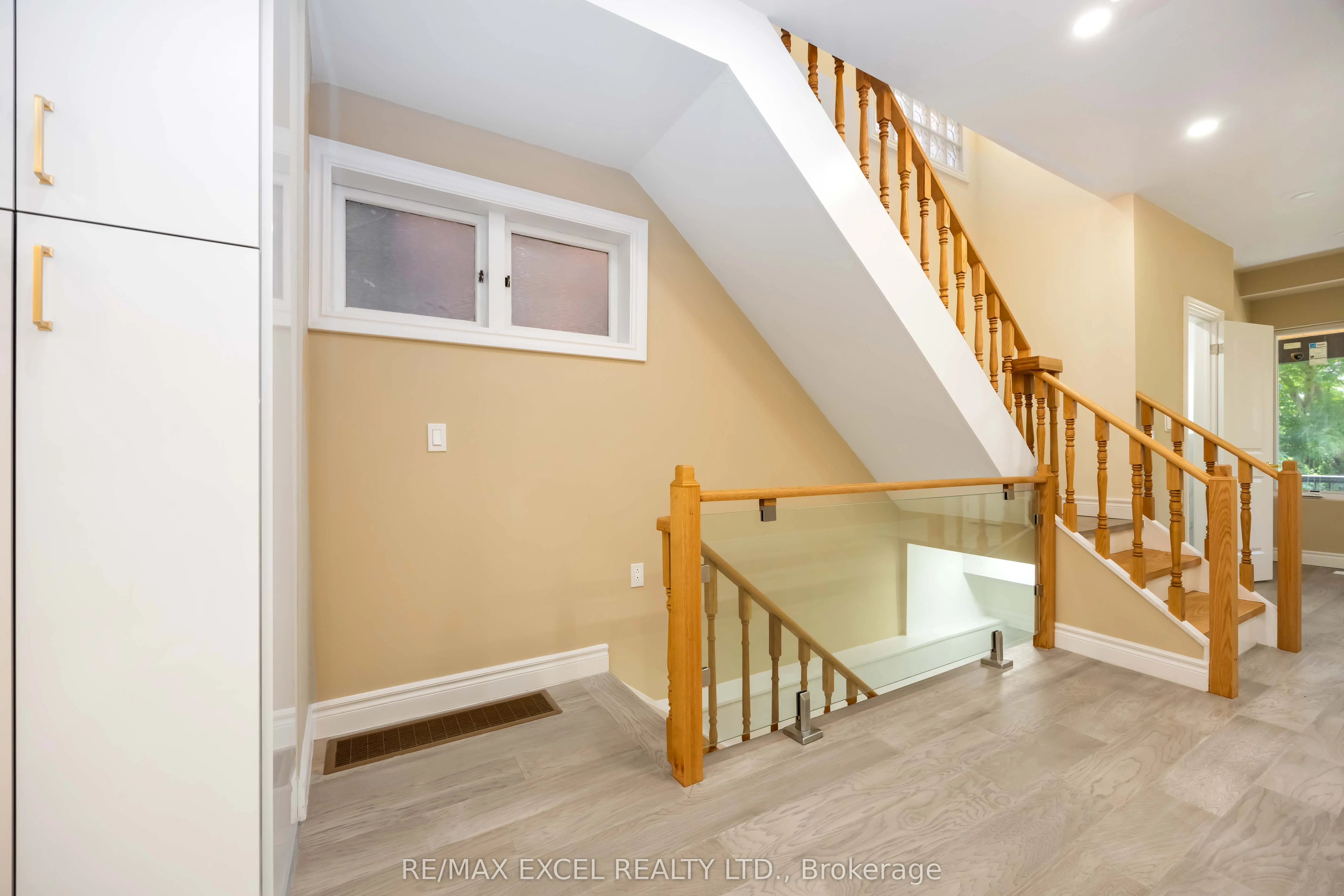 75 Harvie Avenue