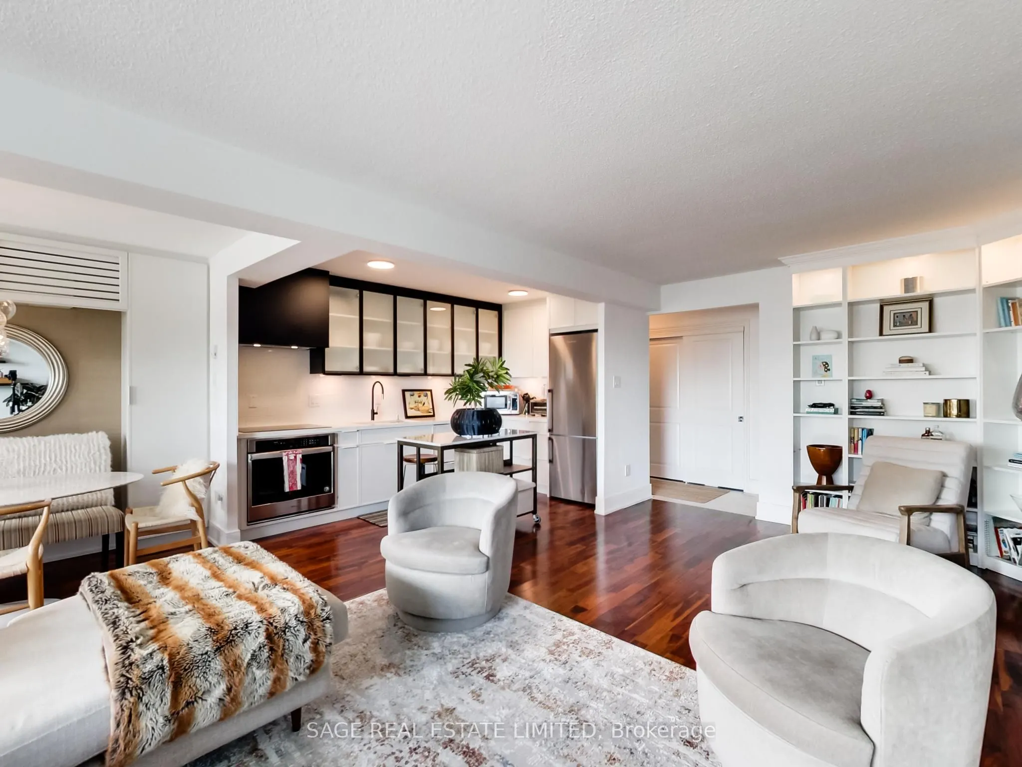 65 Southport Street, #1408