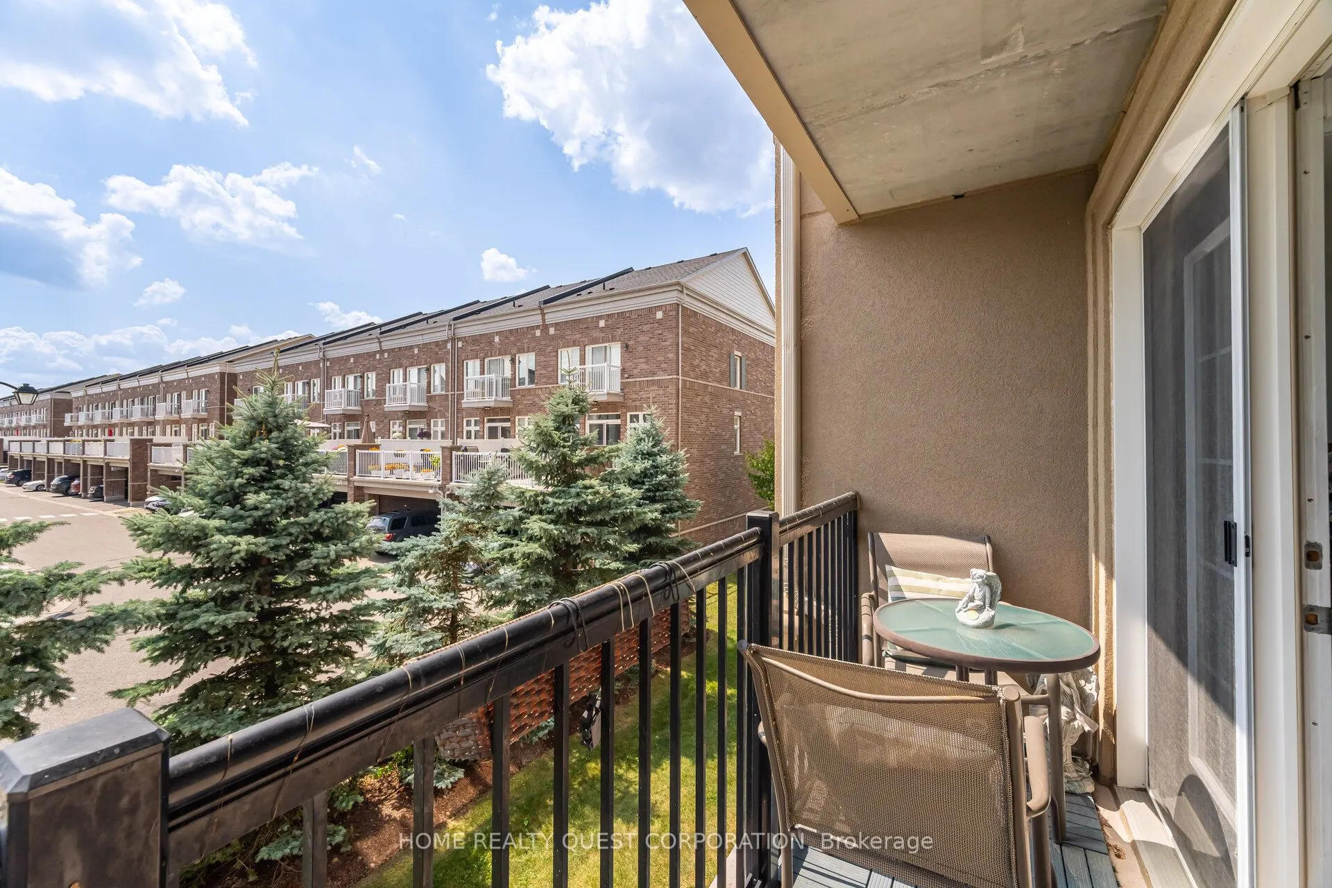 1340 Main Street E, #212