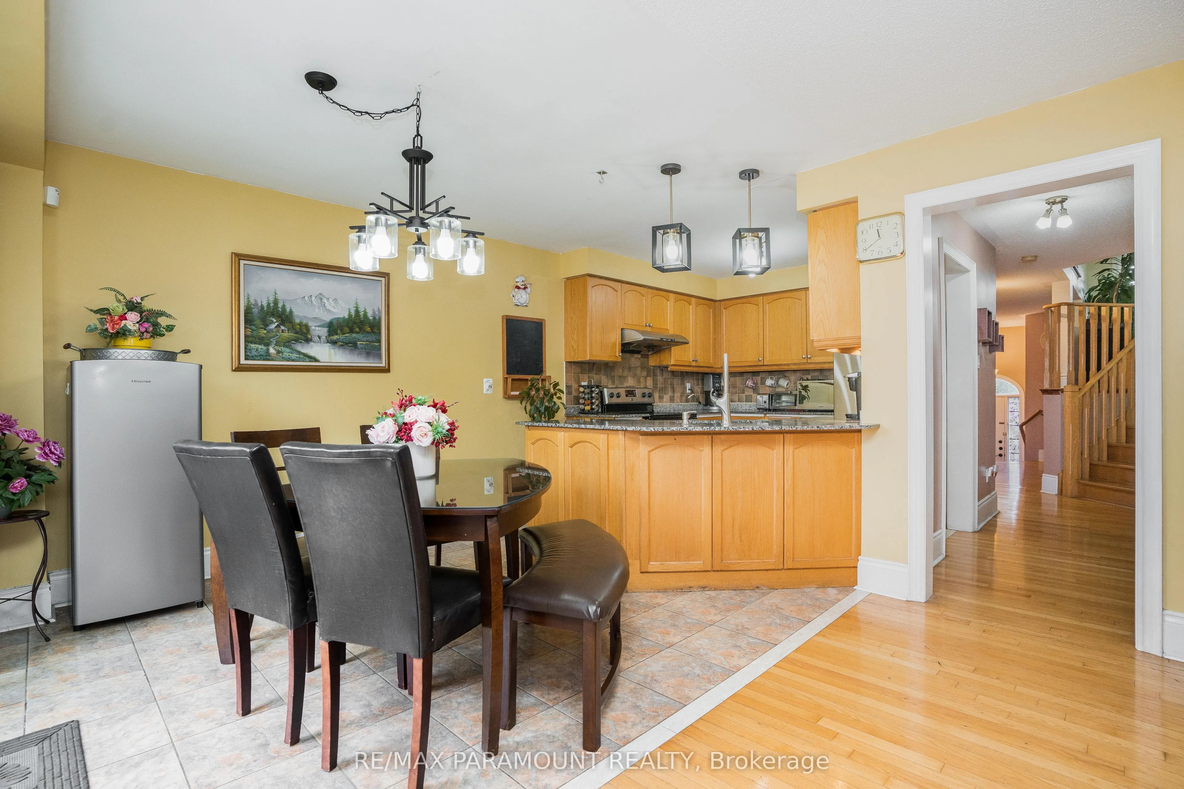 19 River Rock Crescent