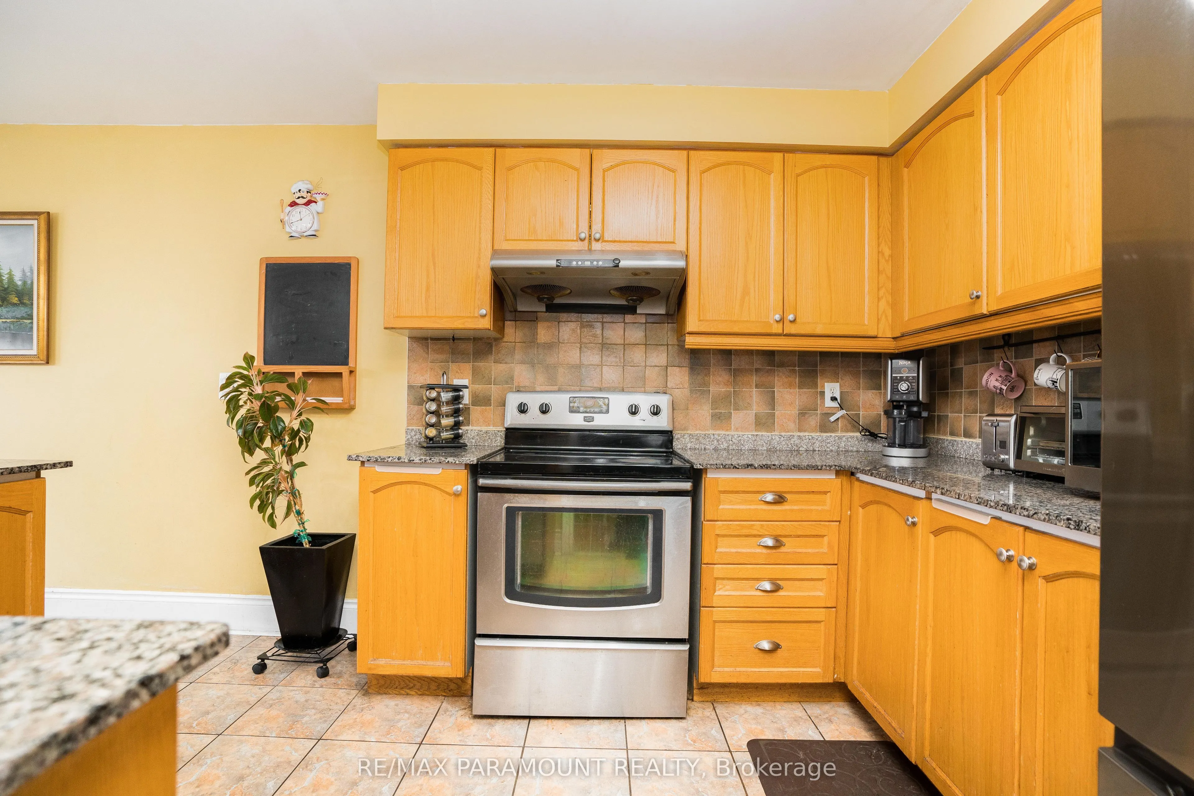 19 River Rock Crescent