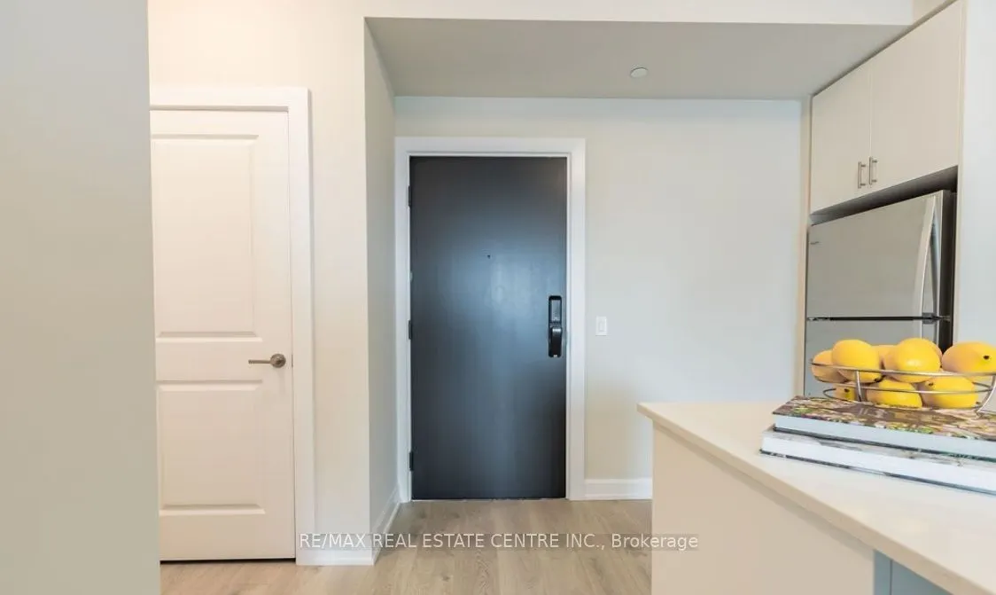 3220 William Coltson Avenue, #1018