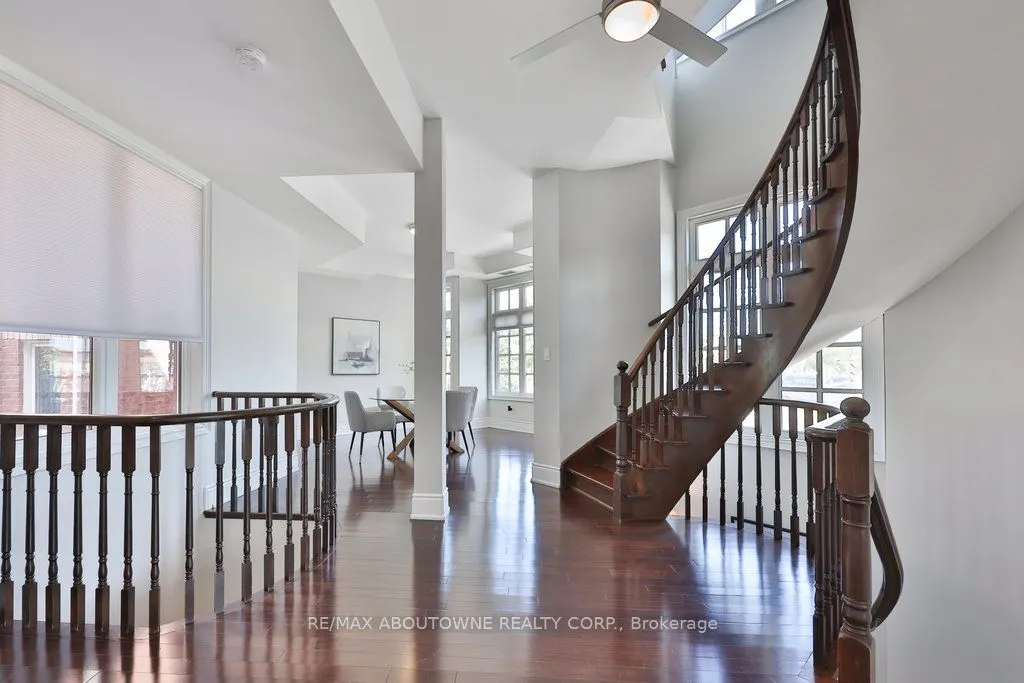 120 Bronte Road, #8
