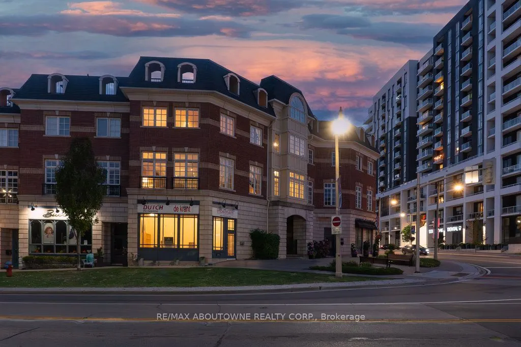 120 Bronte Road, #8