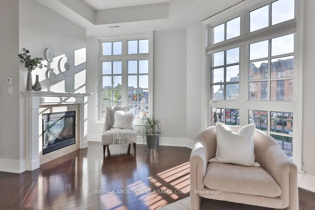 120 Bronte Road, #8
