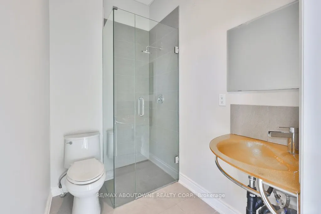 120 Bronte Road, #8