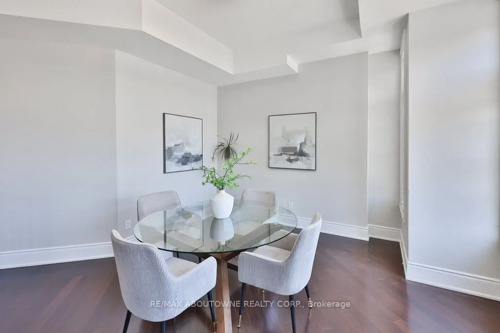 120 Bronte Road, #8