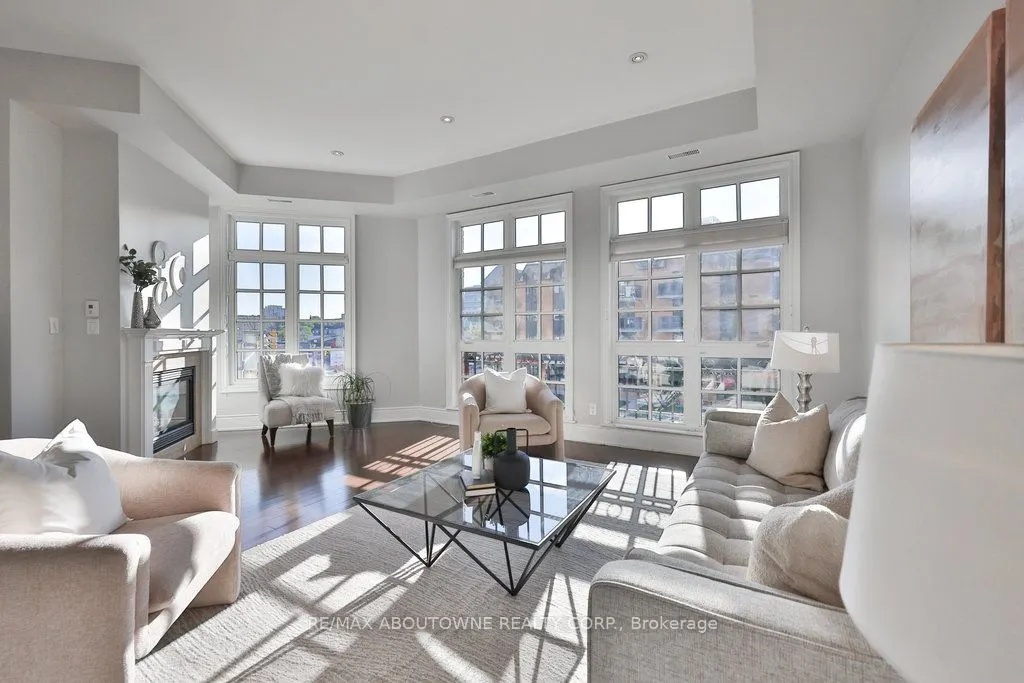 120 Bronte Road, #8