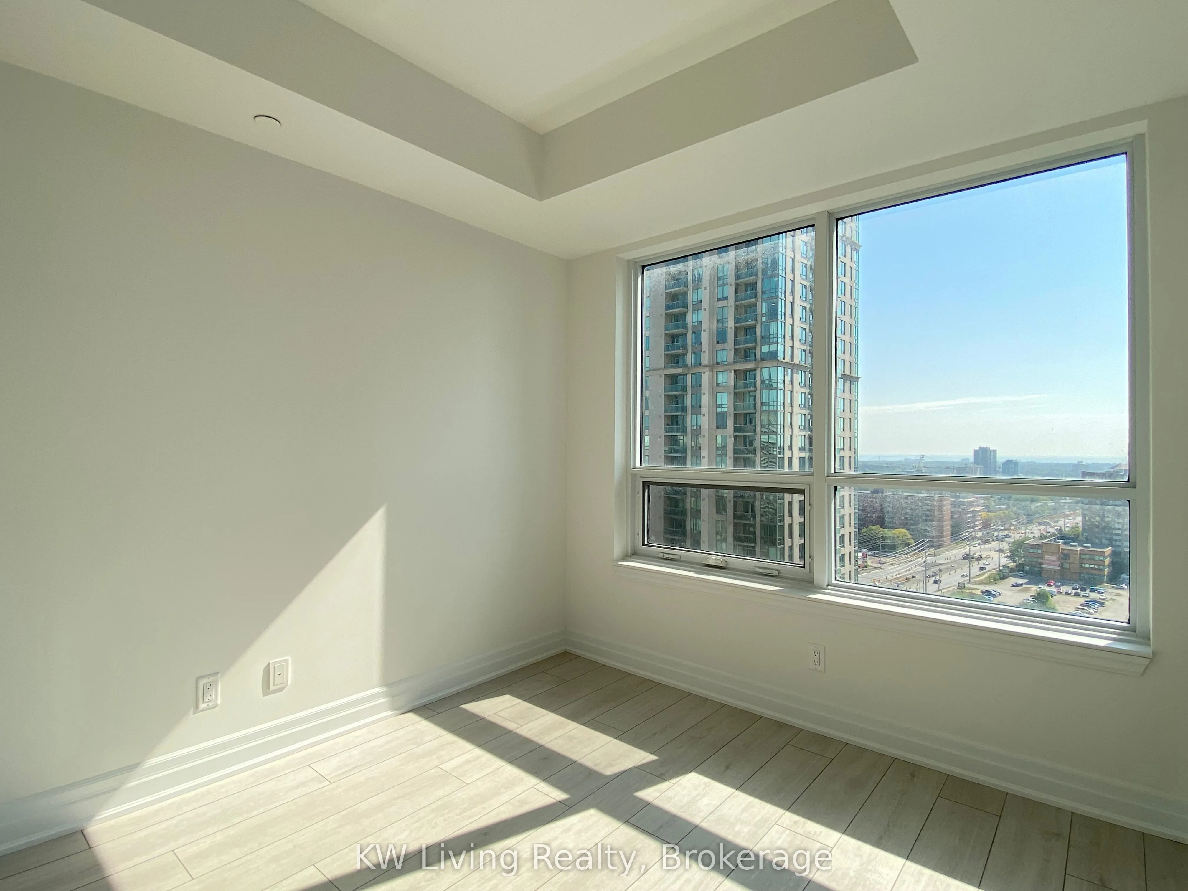 30 Elm Drive W, #1507