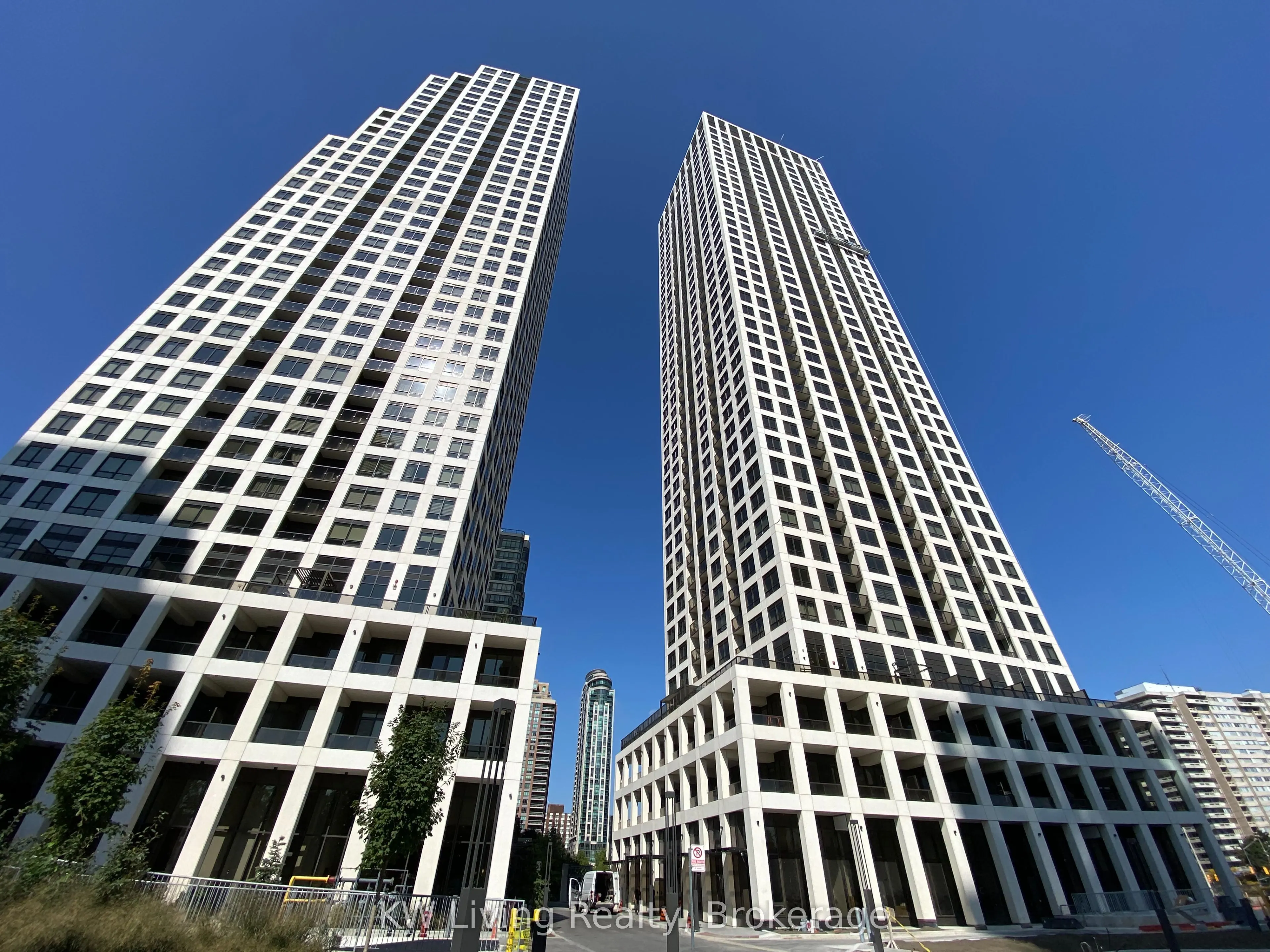 30 Elm Drive W, #1507