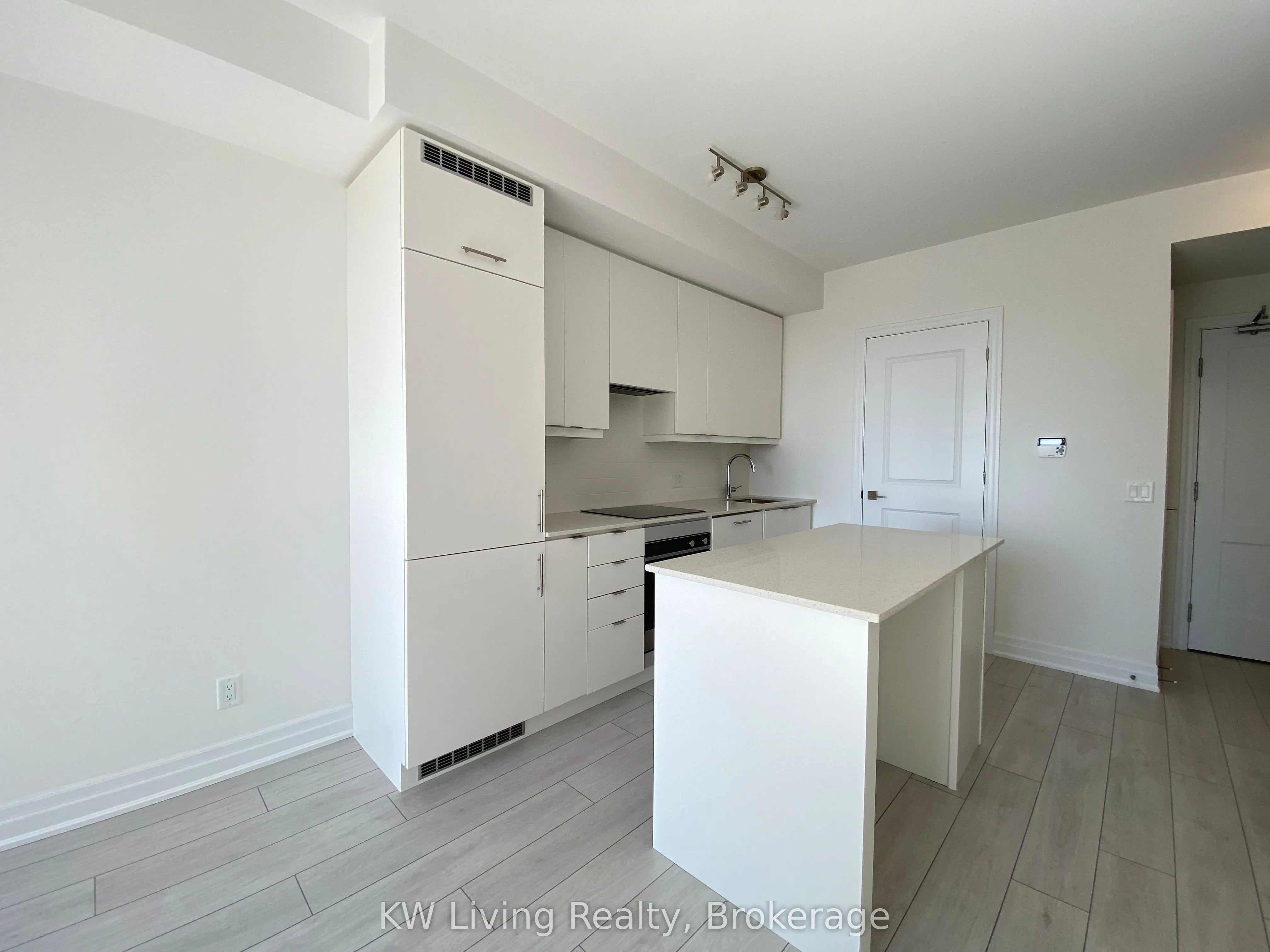 30 Elm Drive W, #1507