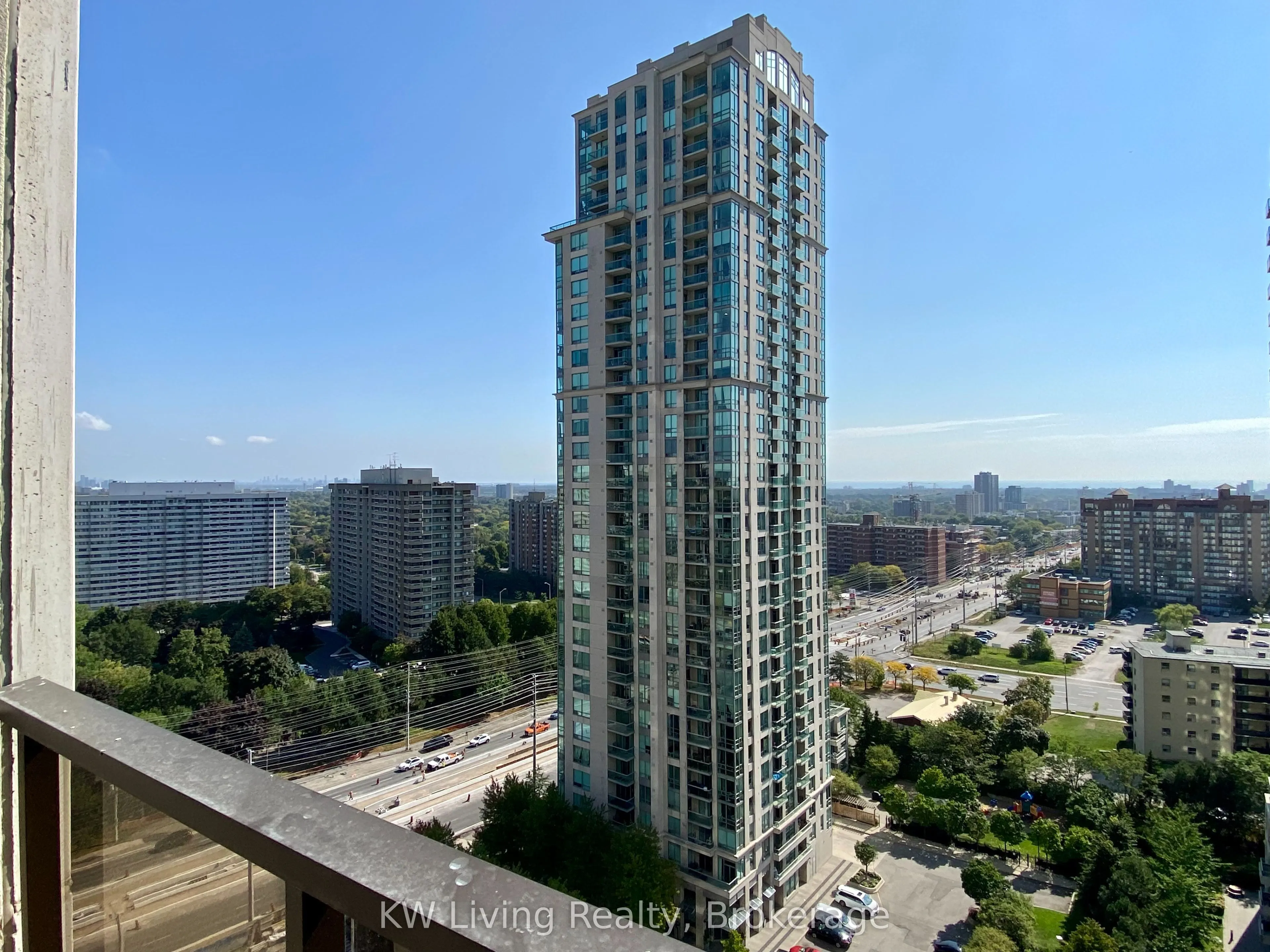 30 Elm Drive W, #1507