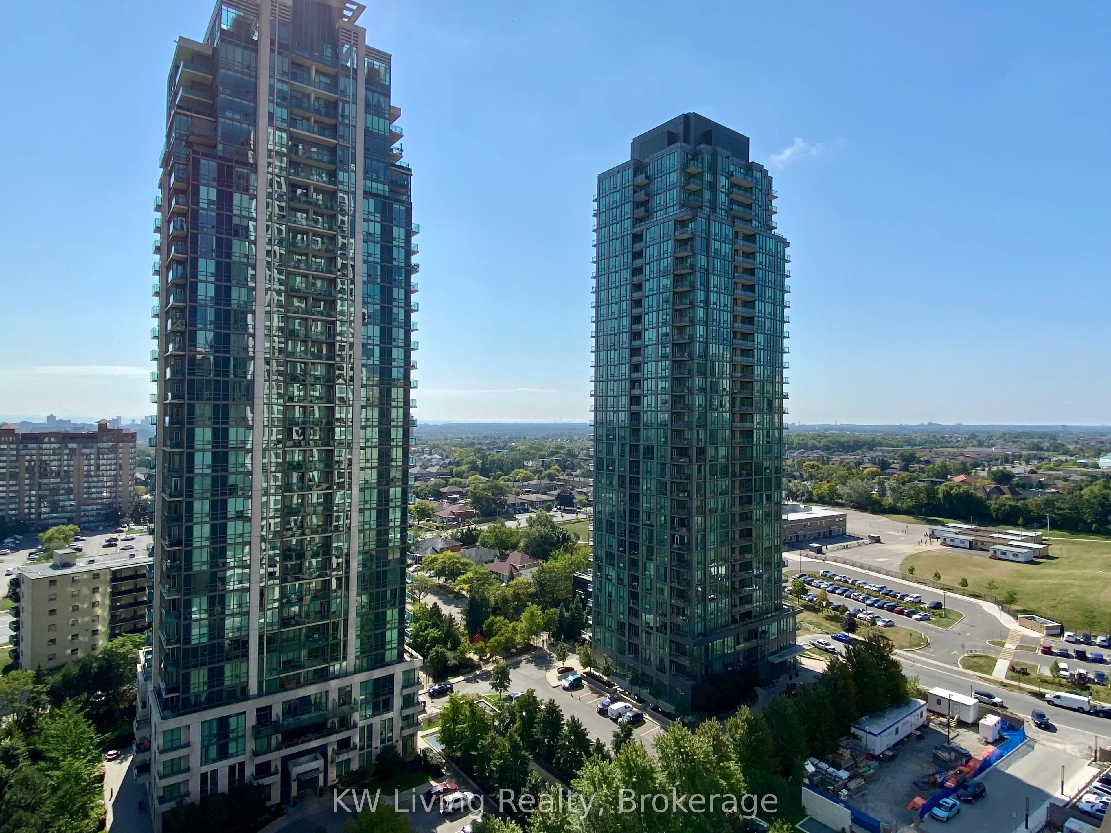 30 Elm Drive W, #1507