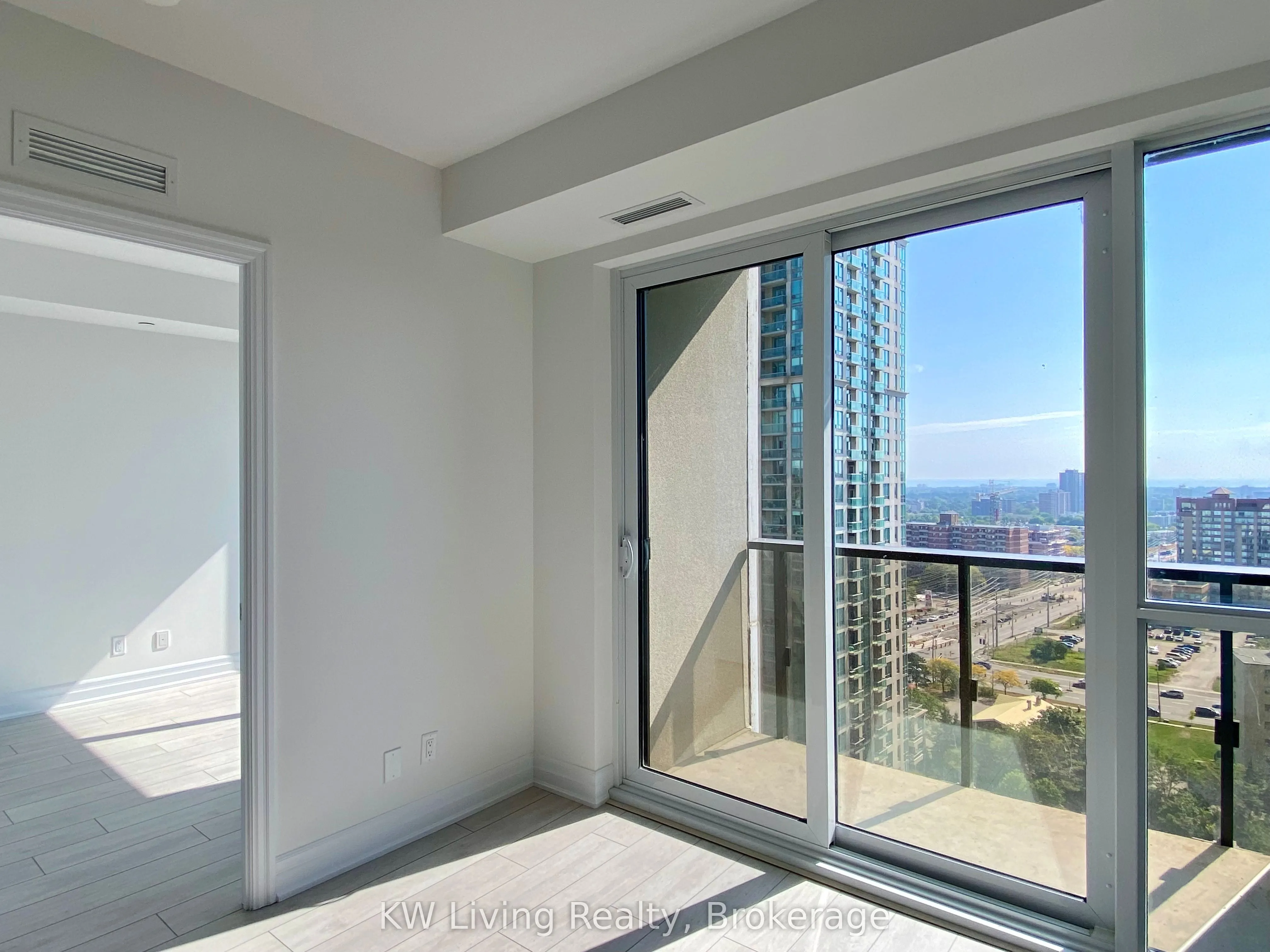 30 Elm Drive W, #1507