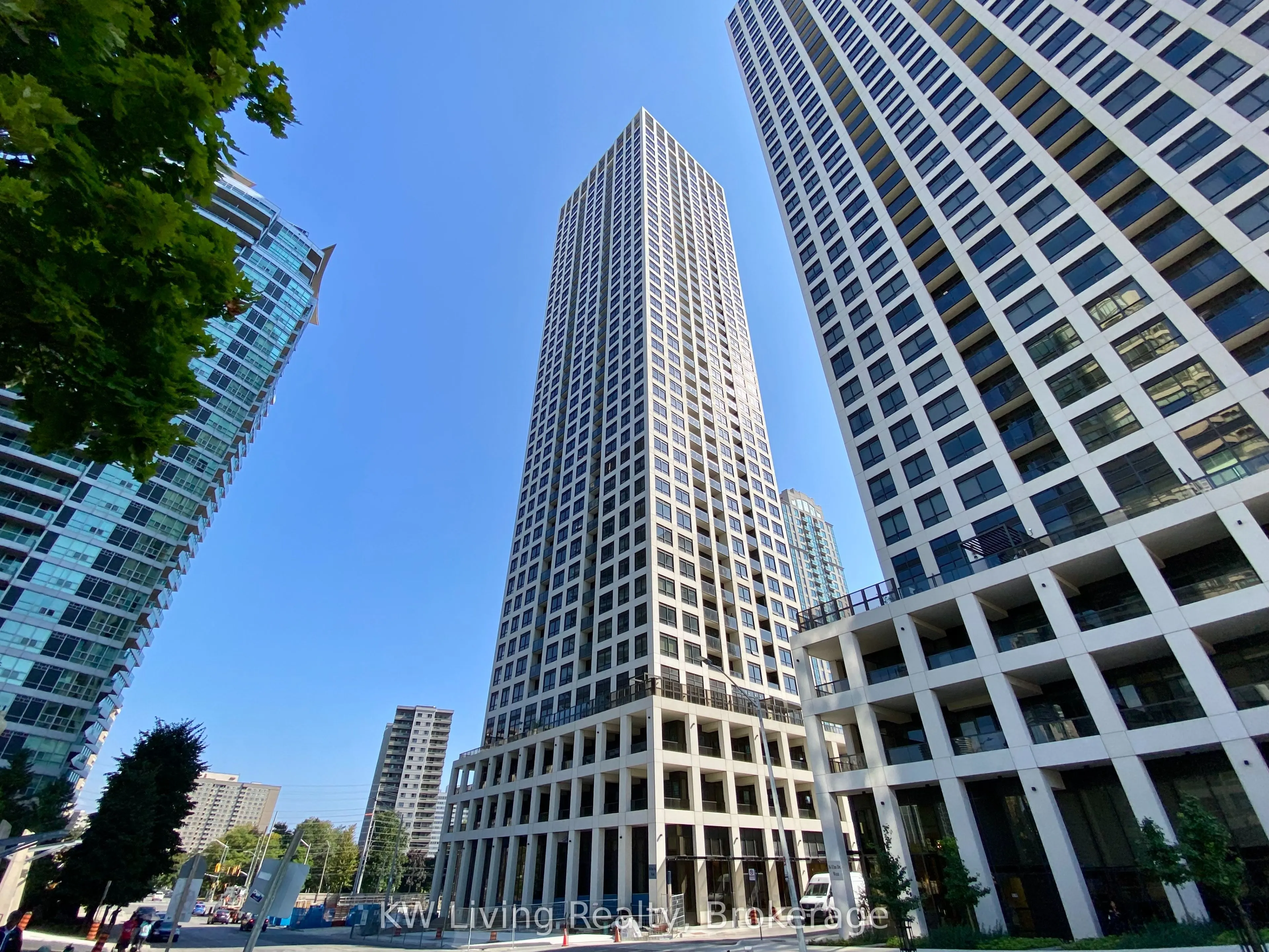 30 Elm Drive W, #1507