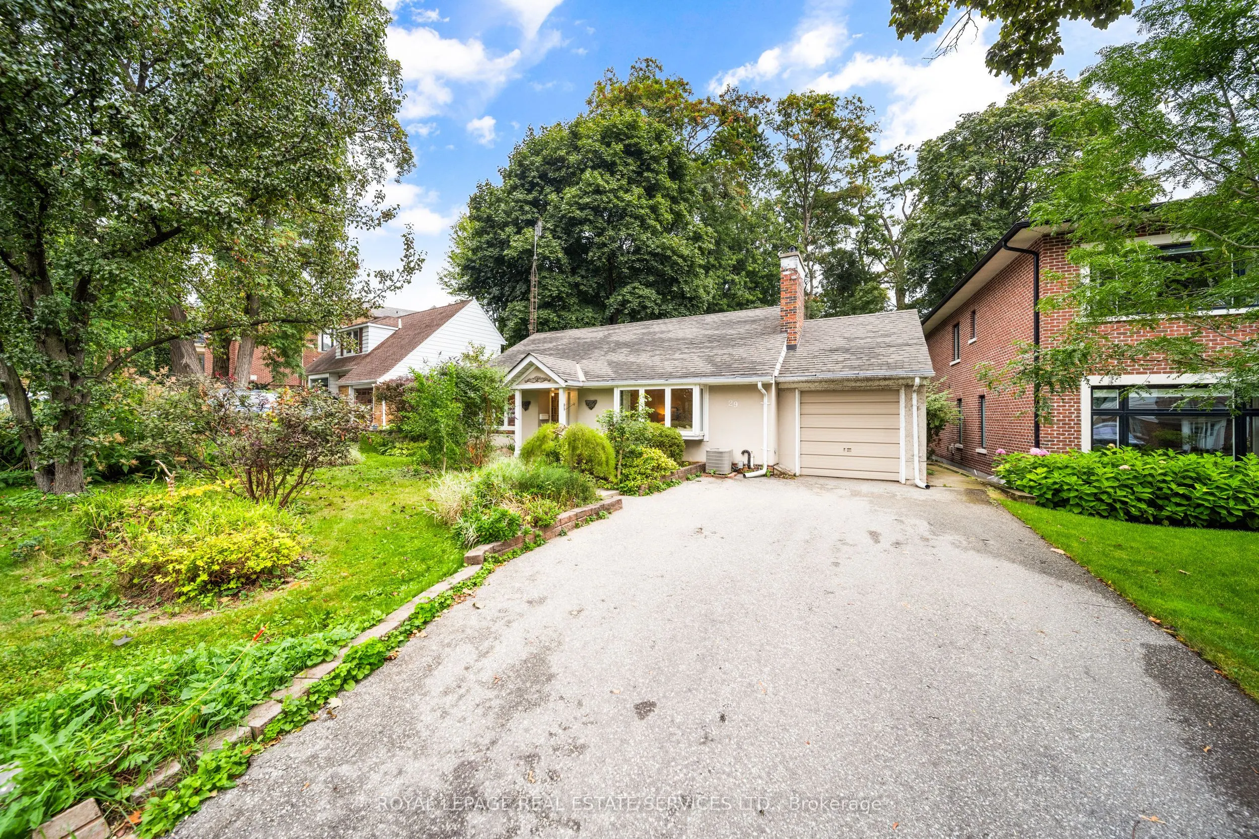 29 Robin Hood Road