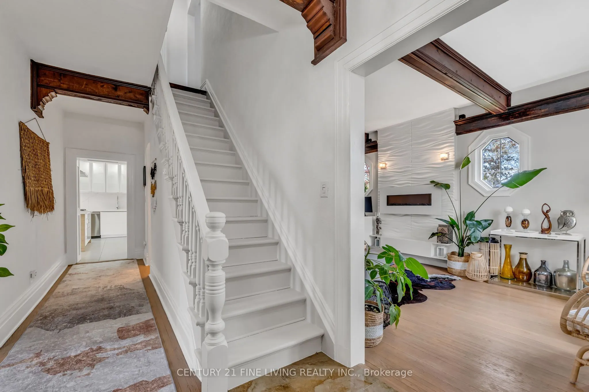 30 Norgrove Crescent