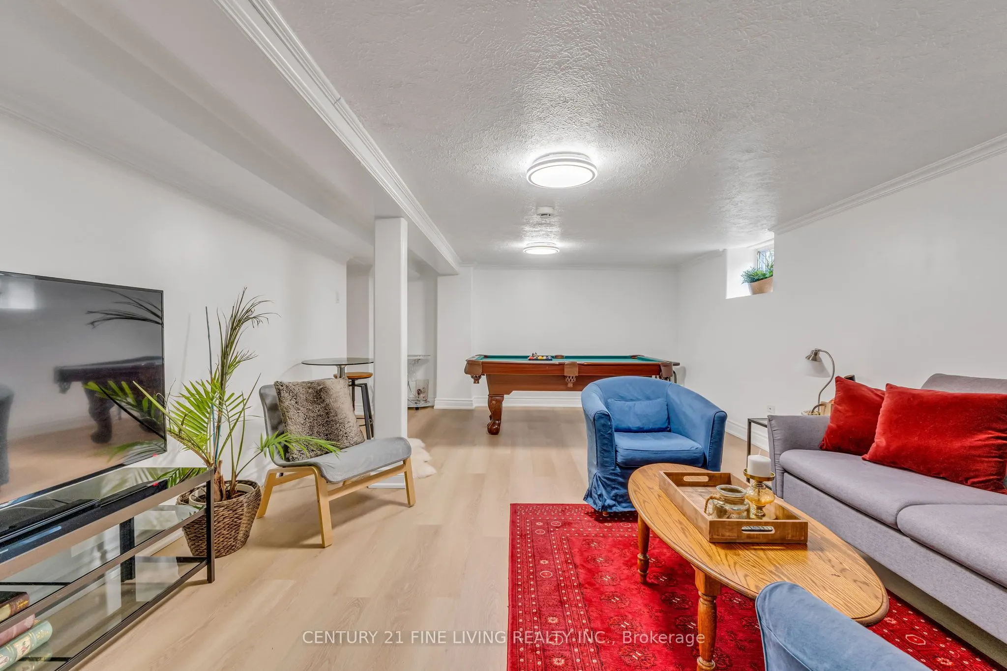 30 Norgrove Crescent