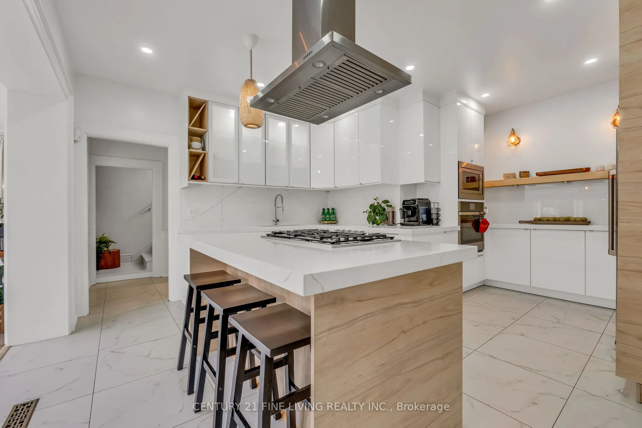 30 Norgrove Crescent