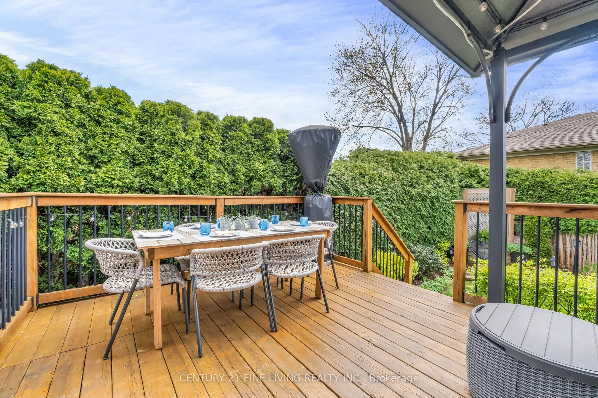 30 Norgrove Crescent