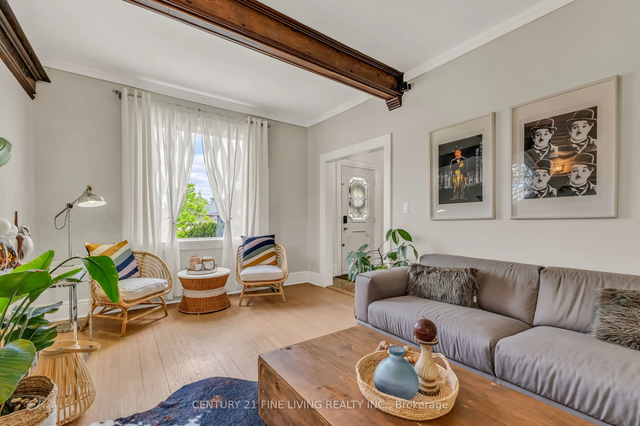 30 Norgrove Crescent