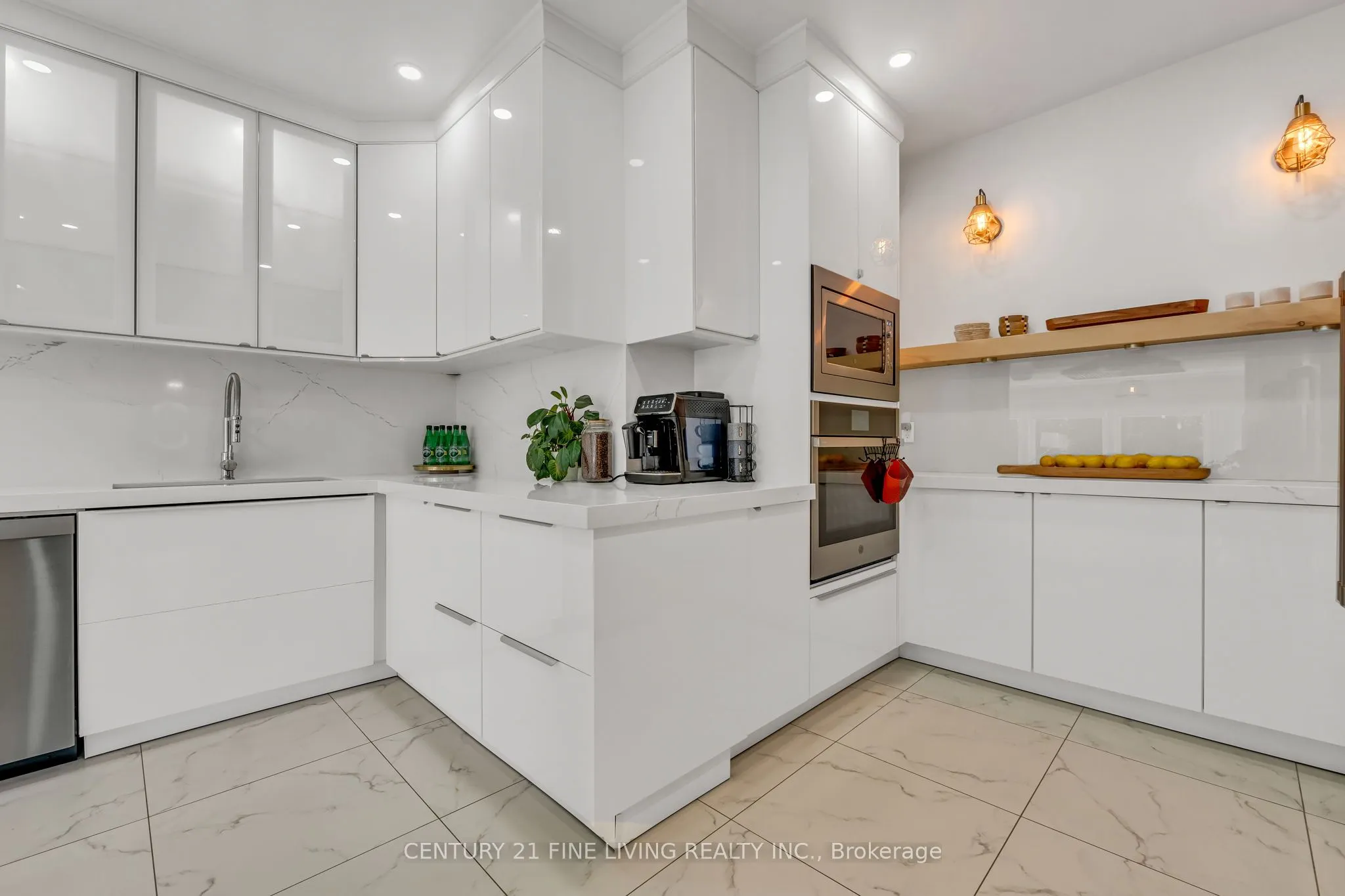 30 Norgrove Crescent
