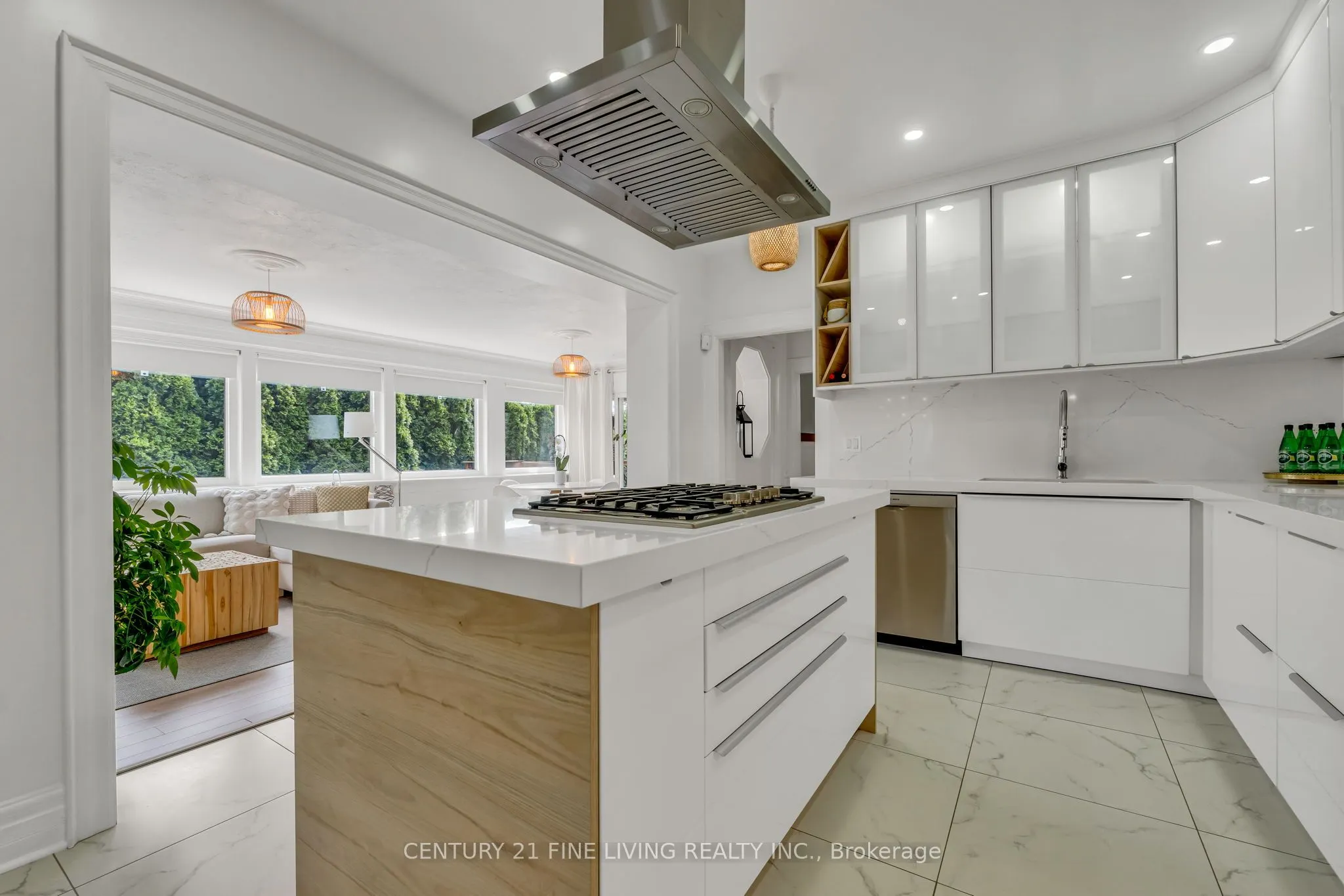 30 Norgrove Crescent