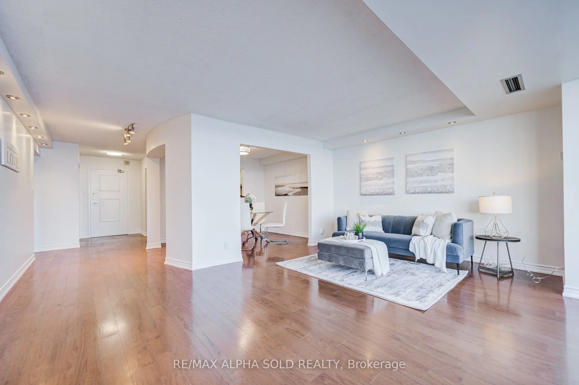 5280 Lakeshore Road, #1107