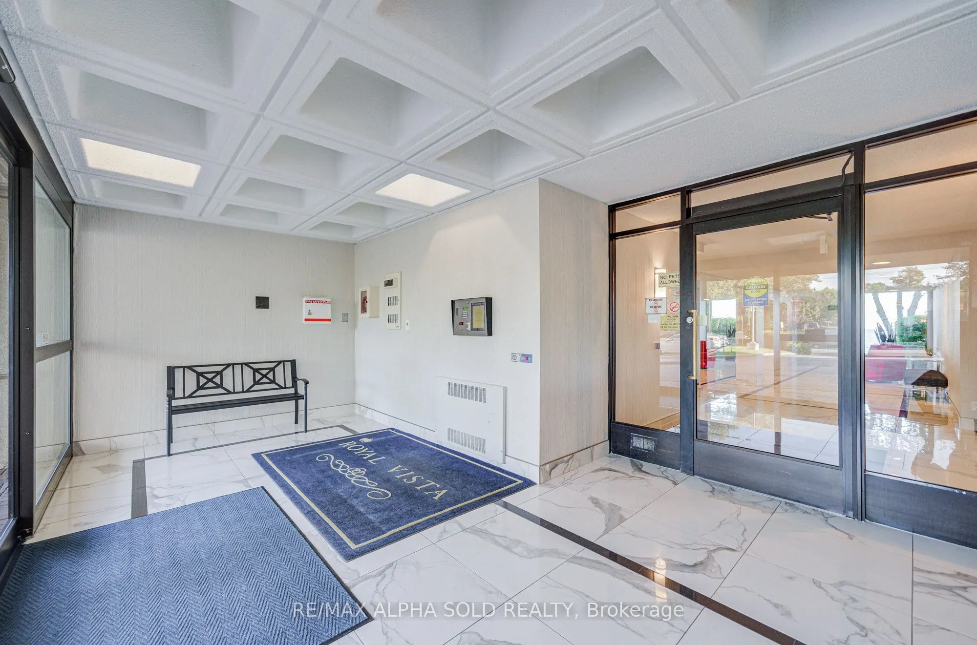 5280 Lakeshore Road, #1107