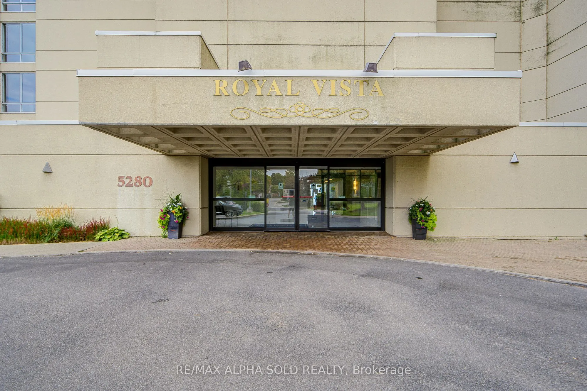 5280 Lakeshore Road, #1107