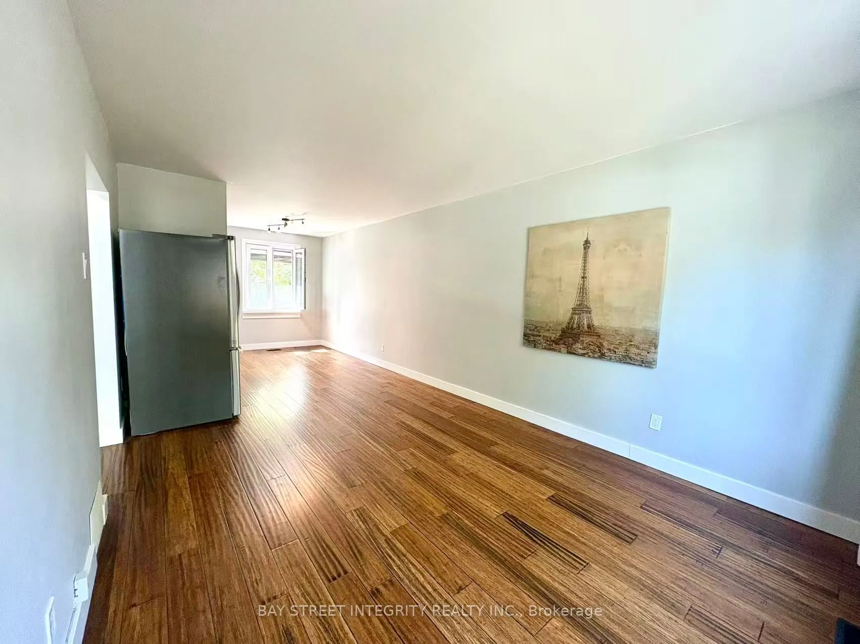 1270 Crossfield Bend