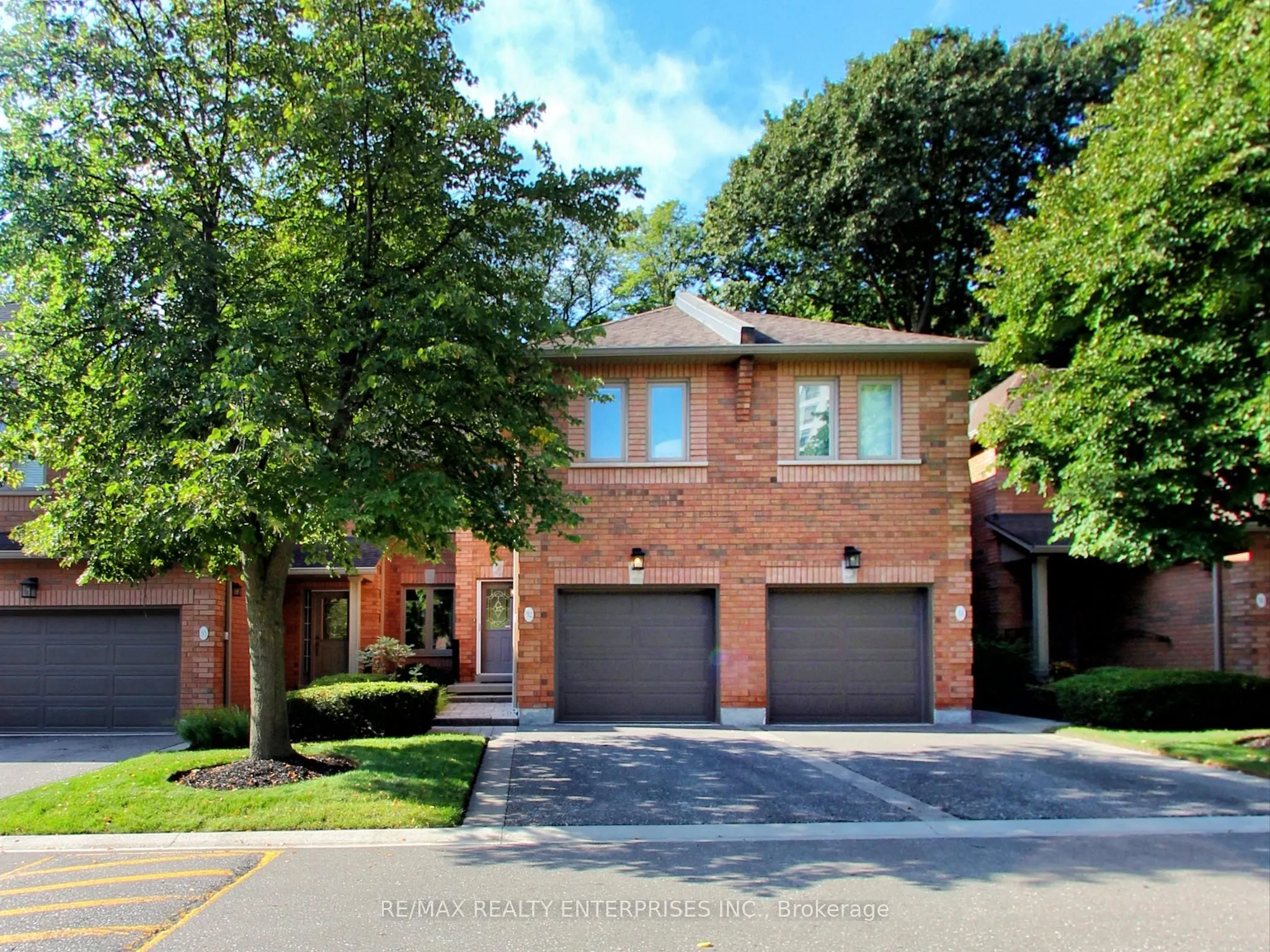 1905 Broad Hollow Gate, #32