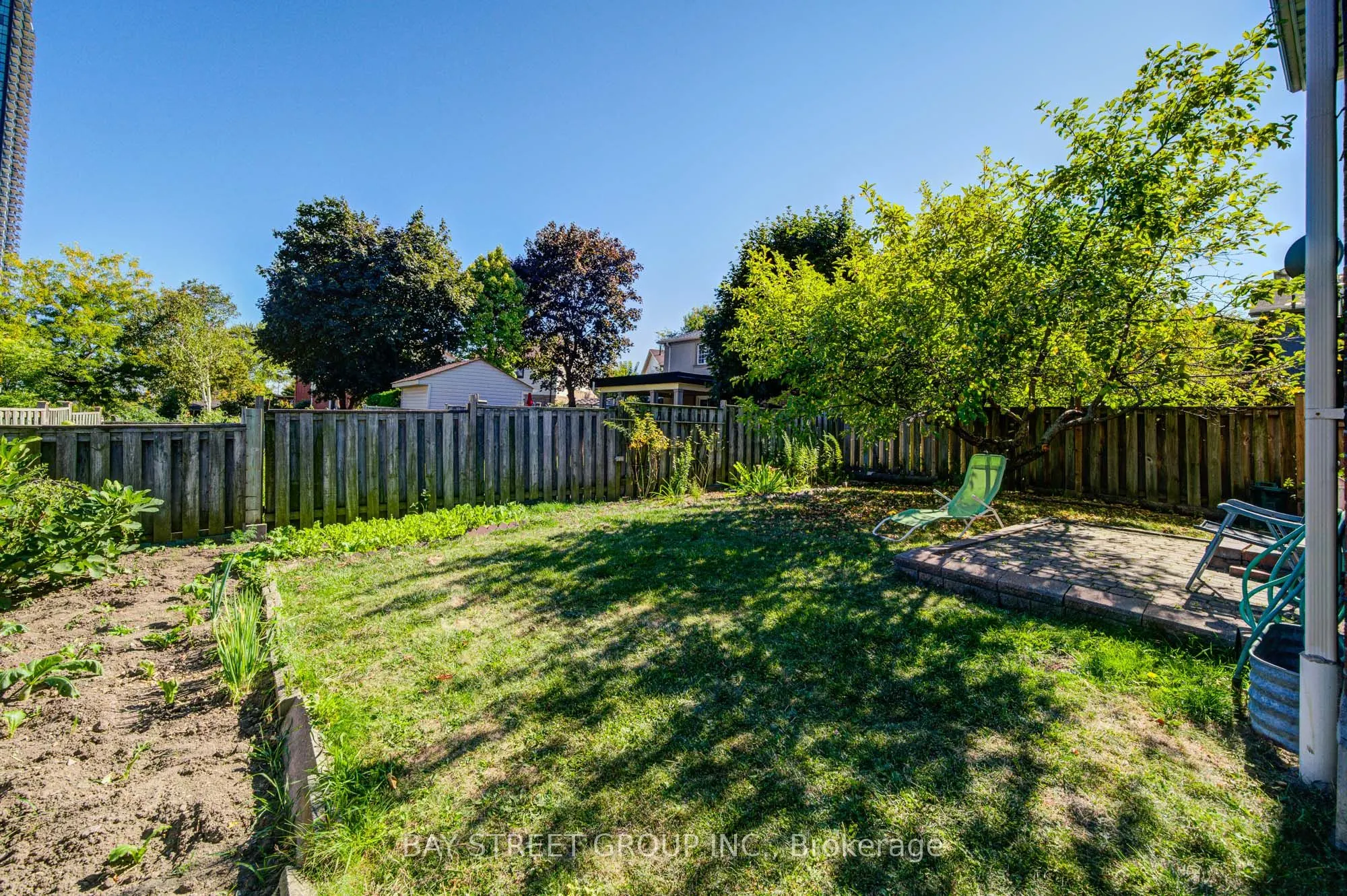 572 Rideau Gate