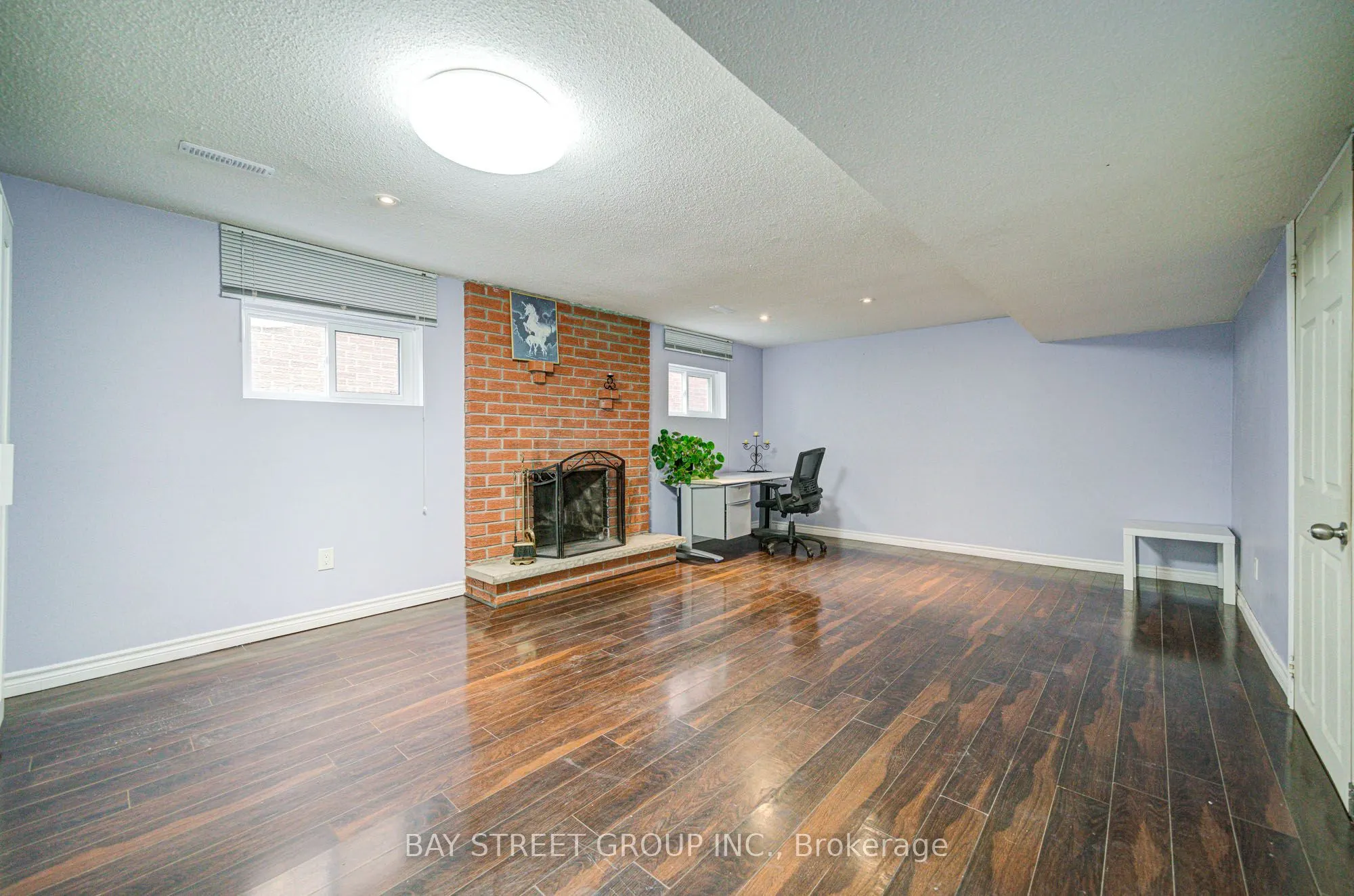 572 Rideau Gate