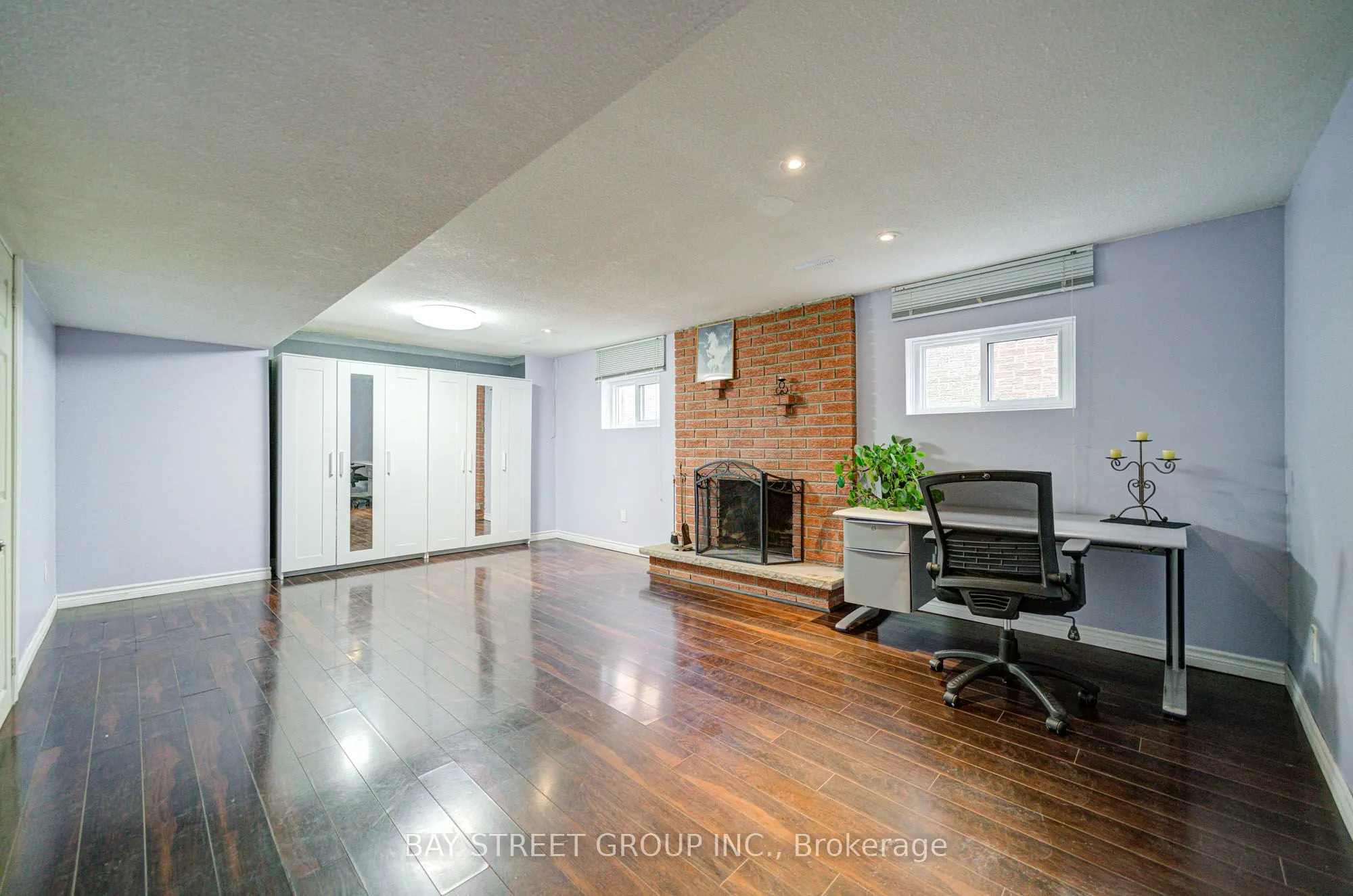 572 Rideau Gate