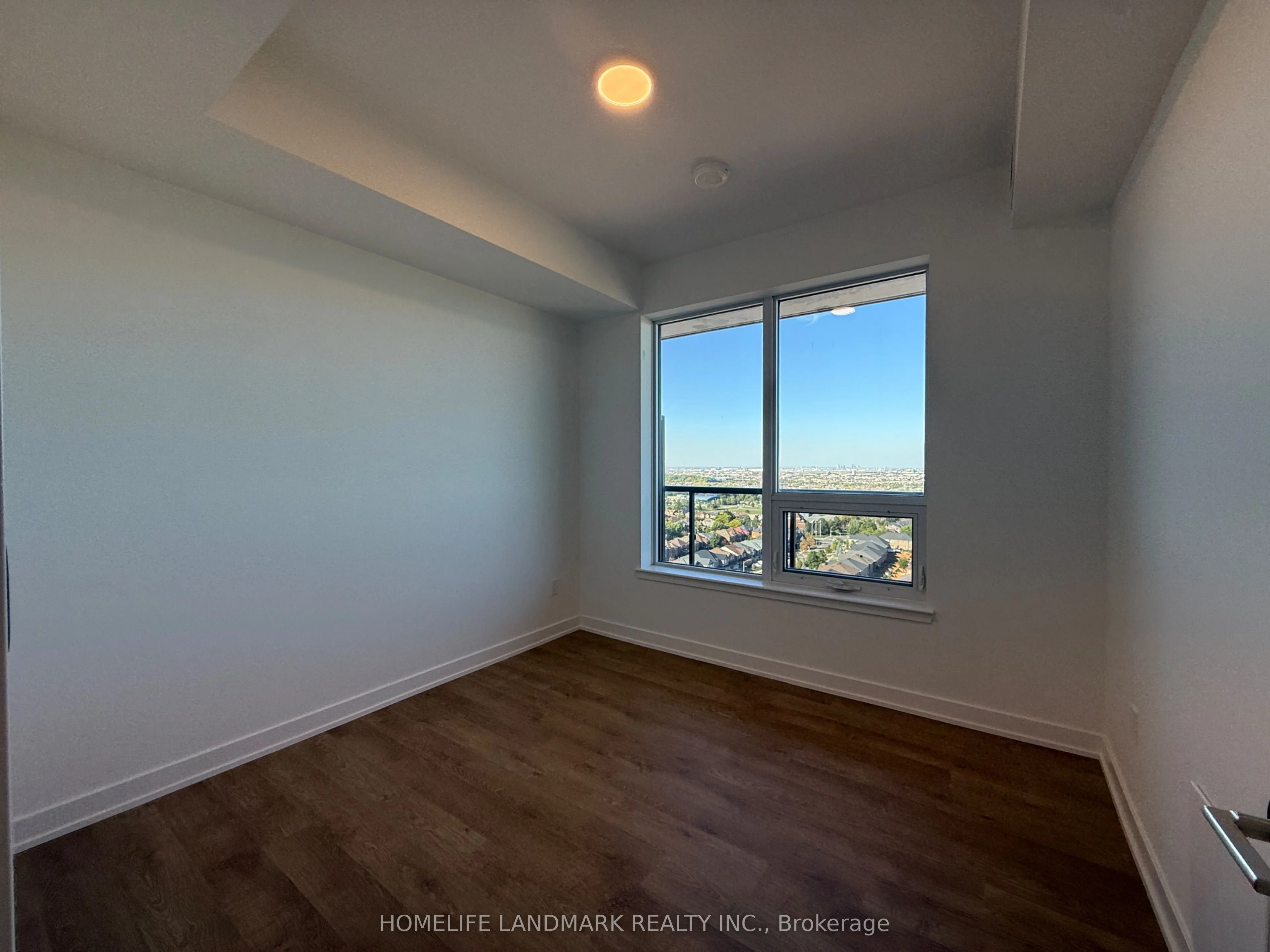 5105 Hurontario Street, #1702