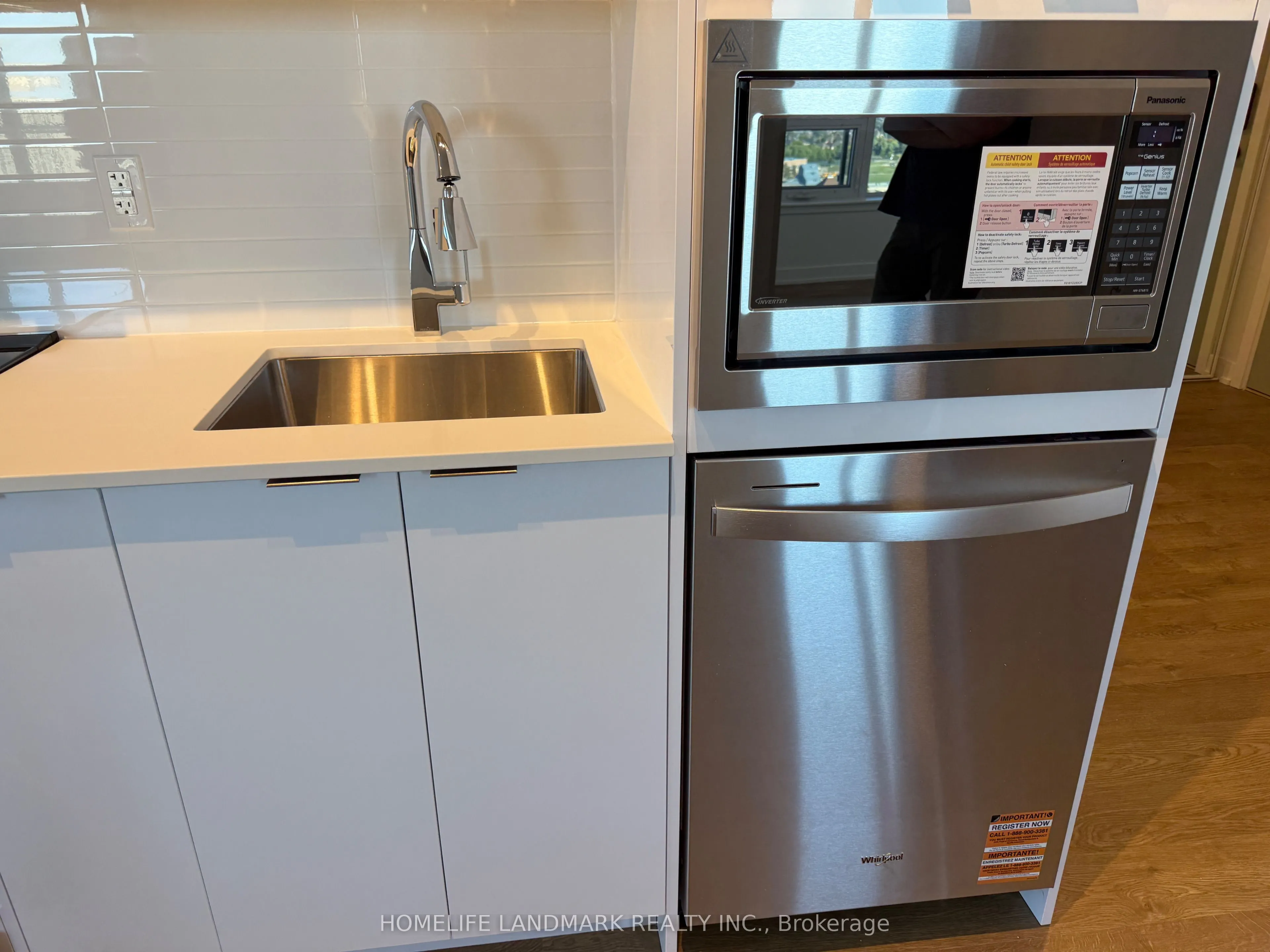 5105 Hurontario Street, #1702