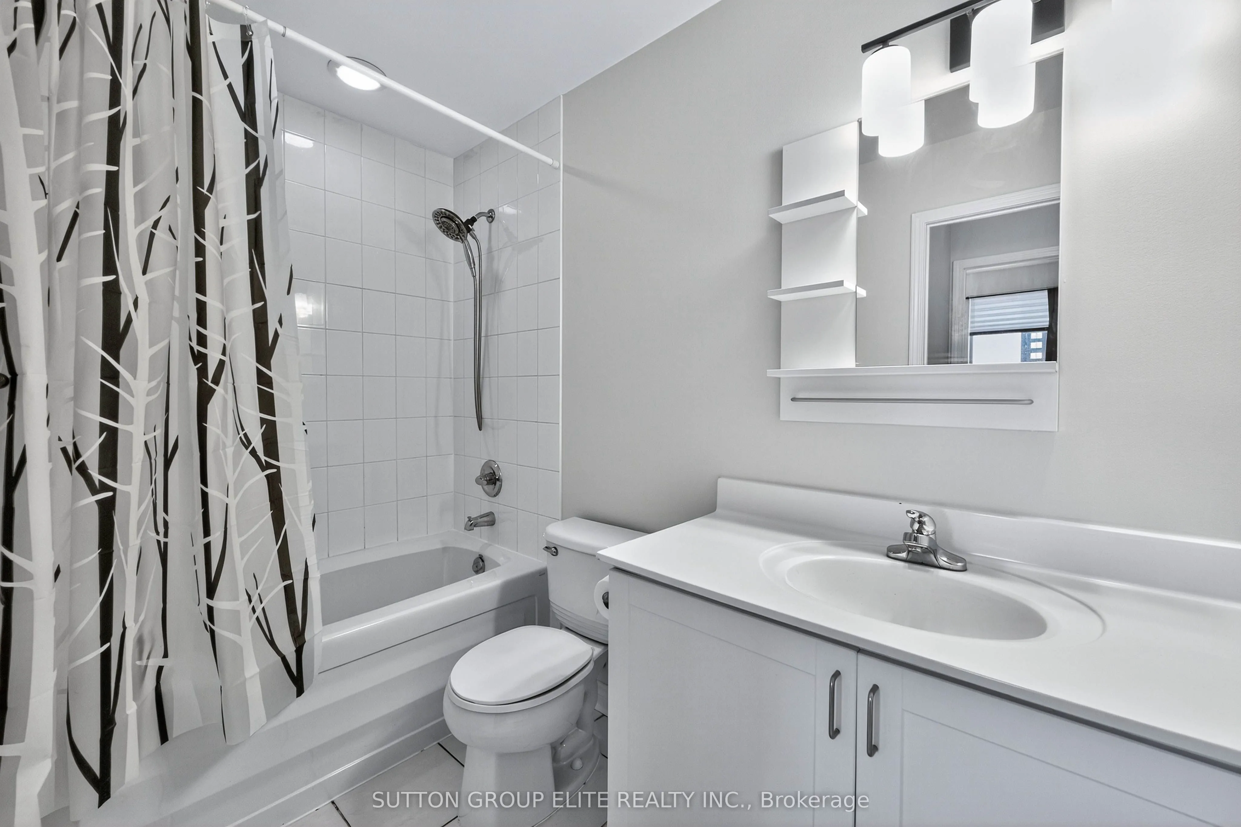 388 Prince Of Wales Drive, #1407