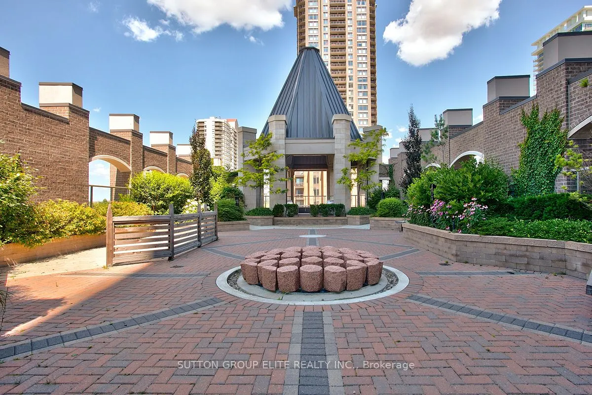 388 Prince Of Wales Drive, #1407