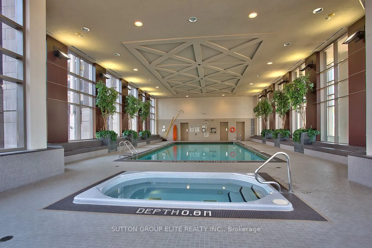 388 Prince Of Wales Drive, #1407