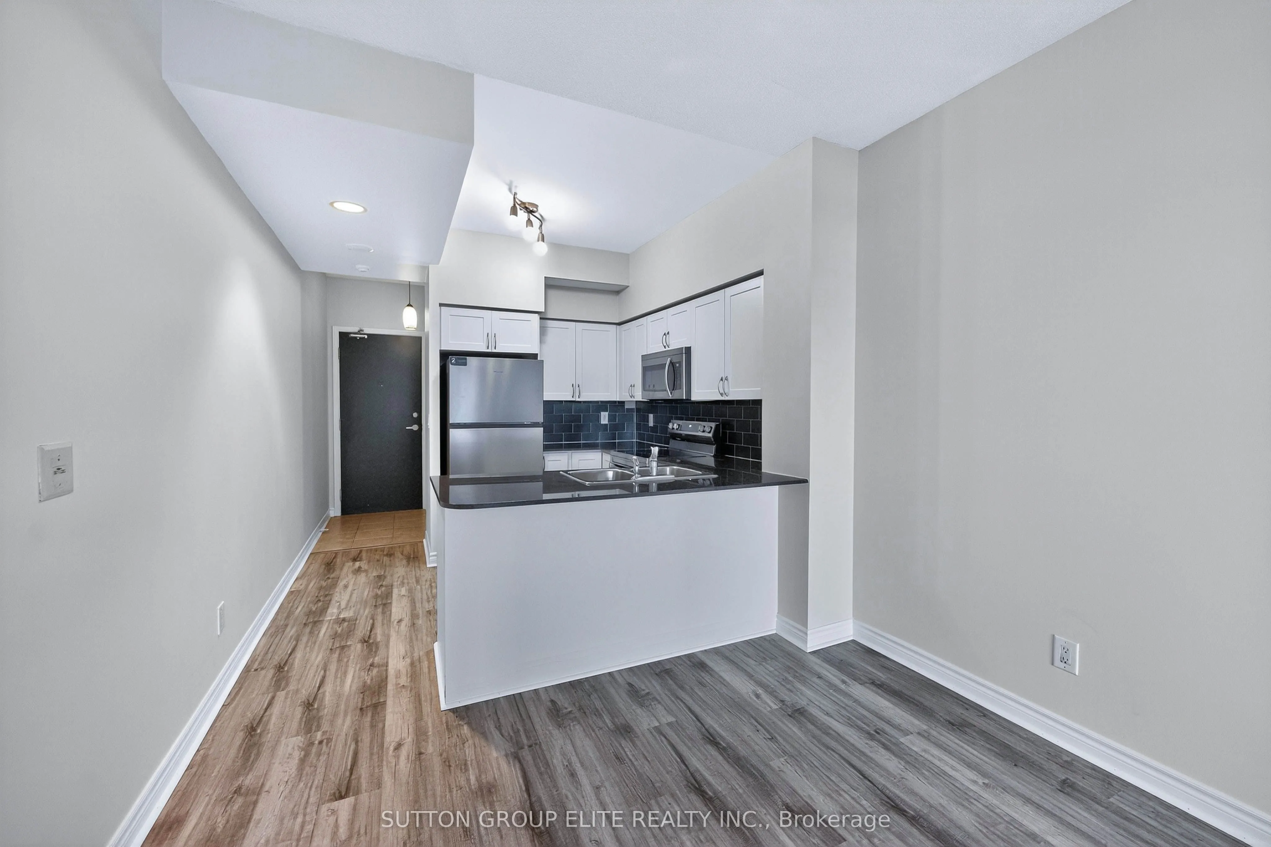 388 Prince Of Wales Drive, #1407