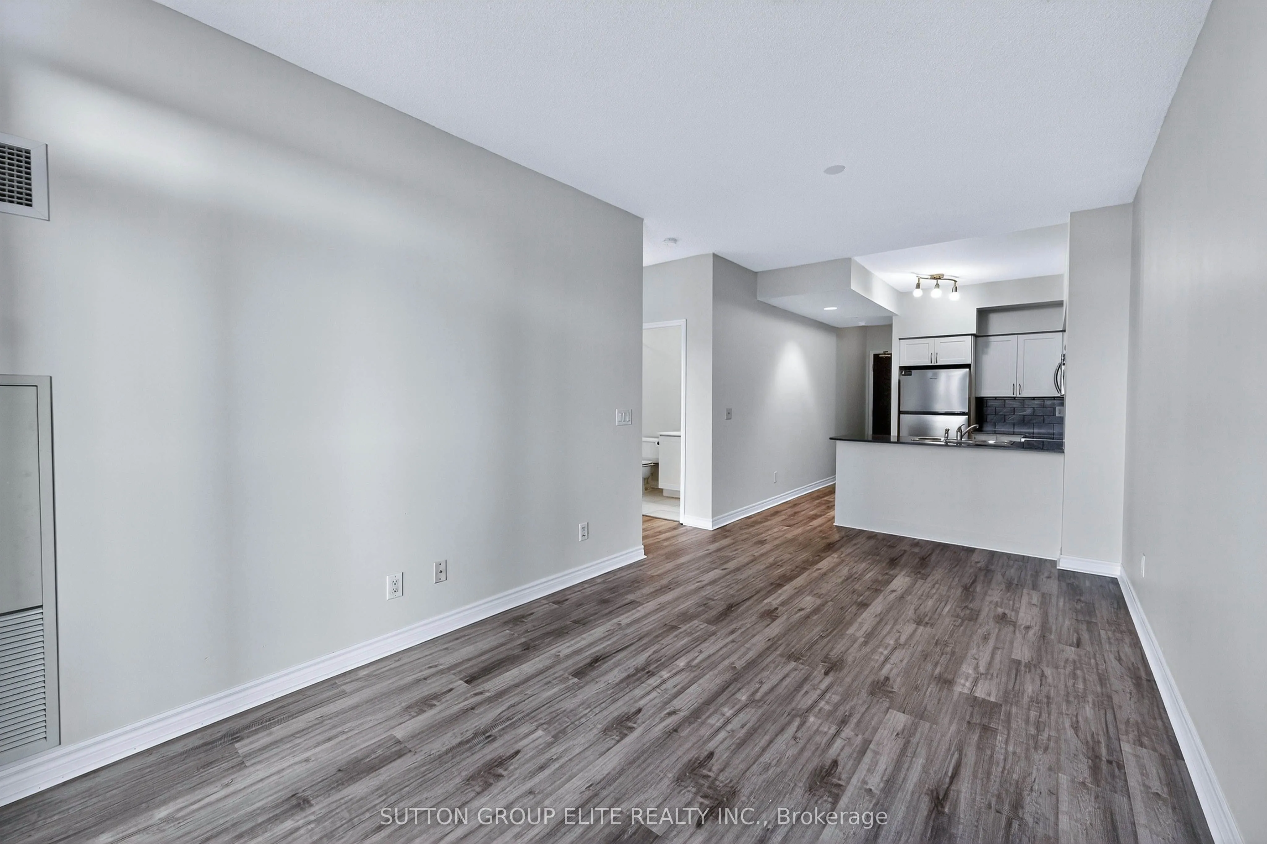 388 Prince Of Wales Drive, #1407