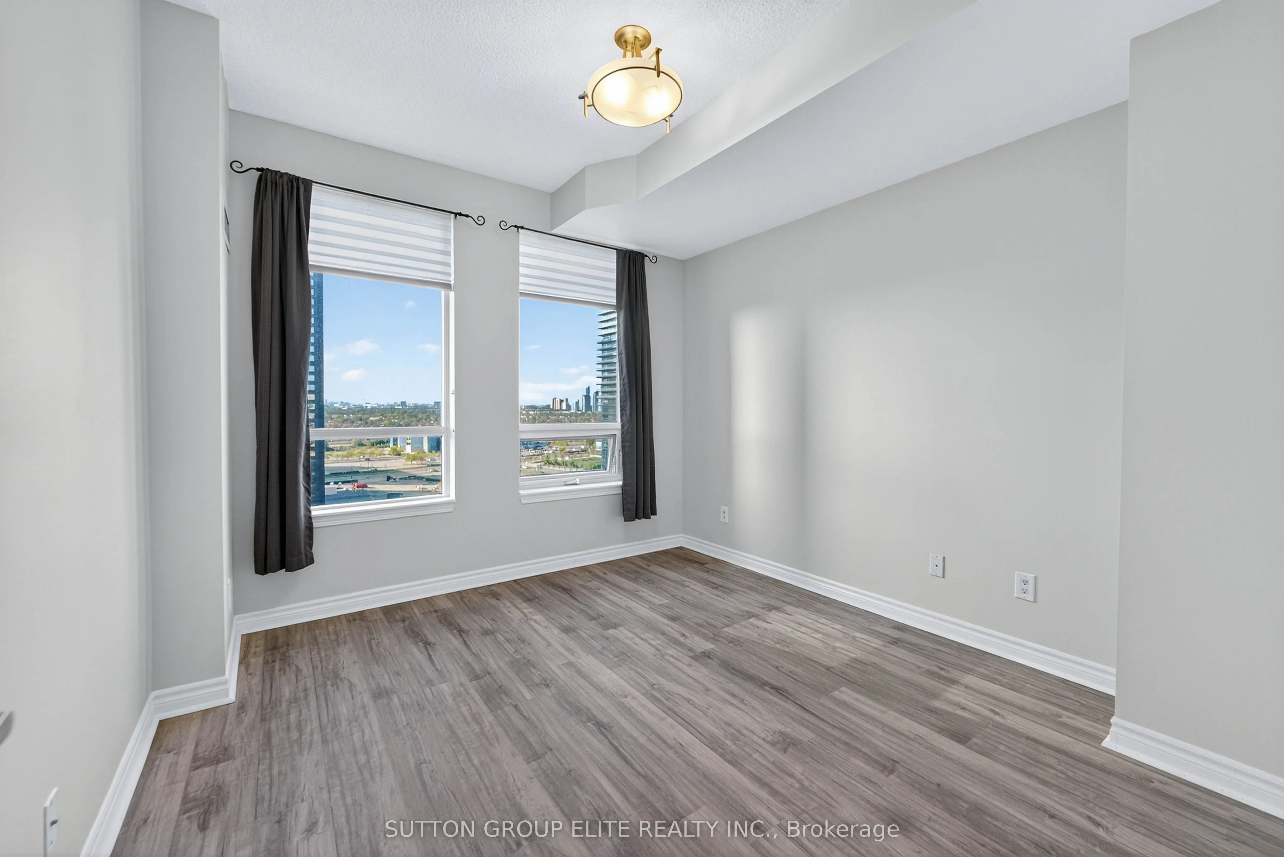 388 Prince Of Wales Drive, #1407