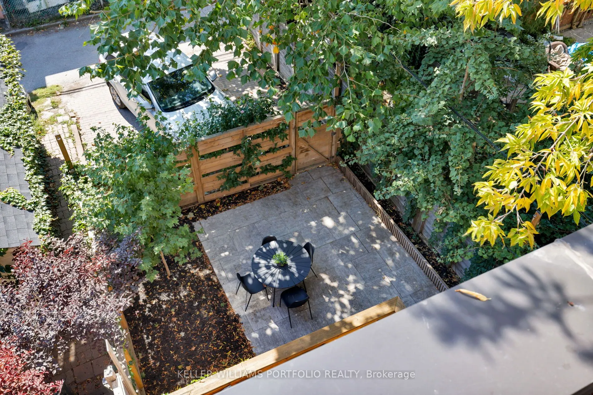 77 Hook Avenue