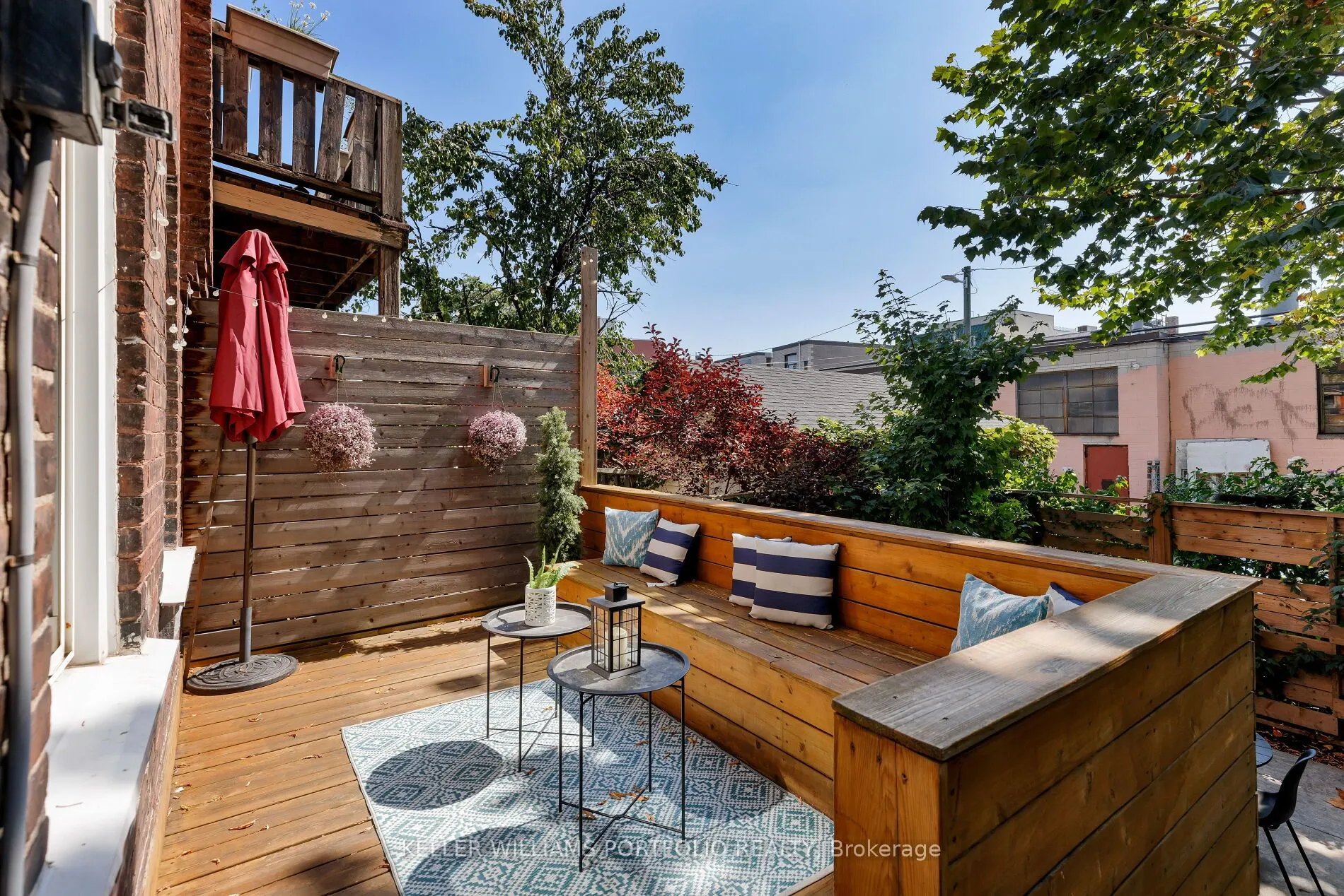 77 Hook Avenue