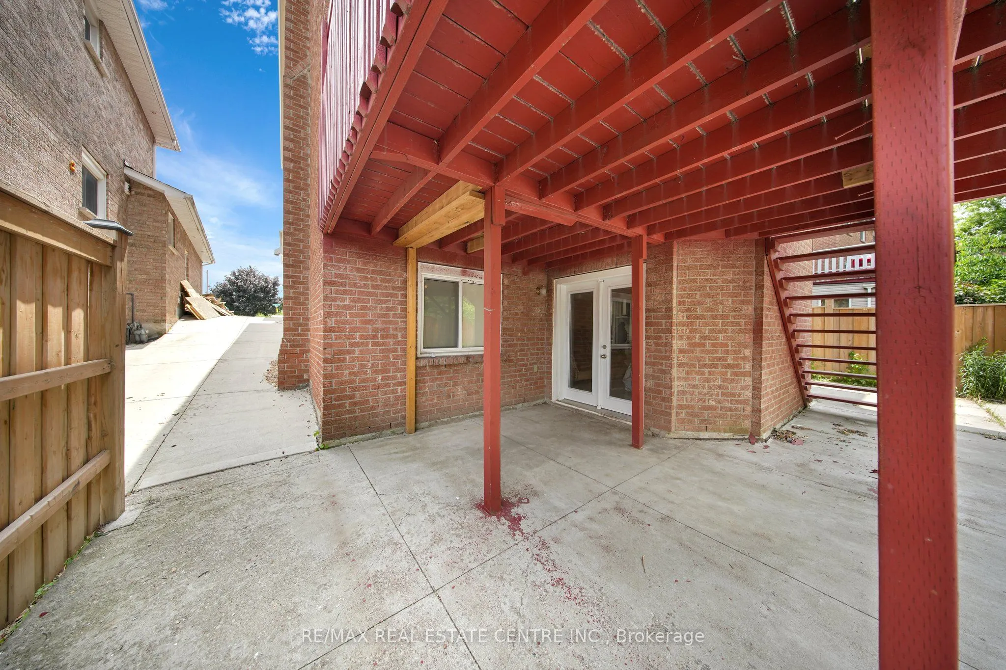 30 Oaklea Boulevard